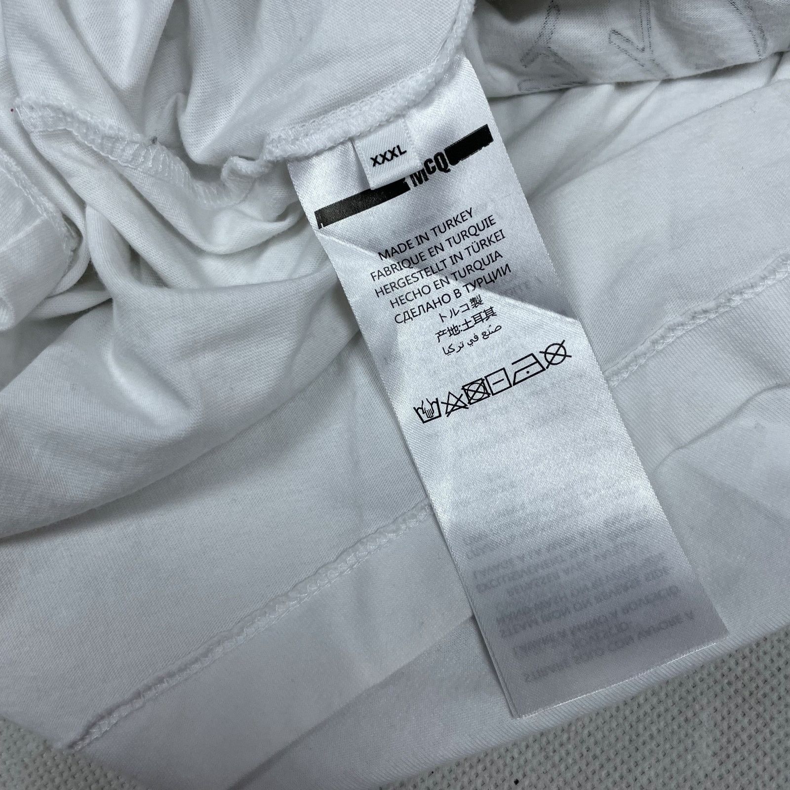 MCQ MCQ White Cotton Short Sleeve T-Shirt Size US XXL / EU 58 / 5 - 14 Thumbnail