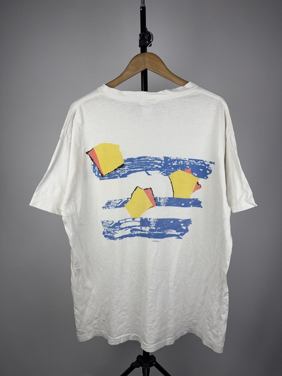 Vintage Vintage 1989 Fiji Abstract Graphic T-Shirt White 80s Art Size US XL / EU 56 / 4 - 1 Thumbnail