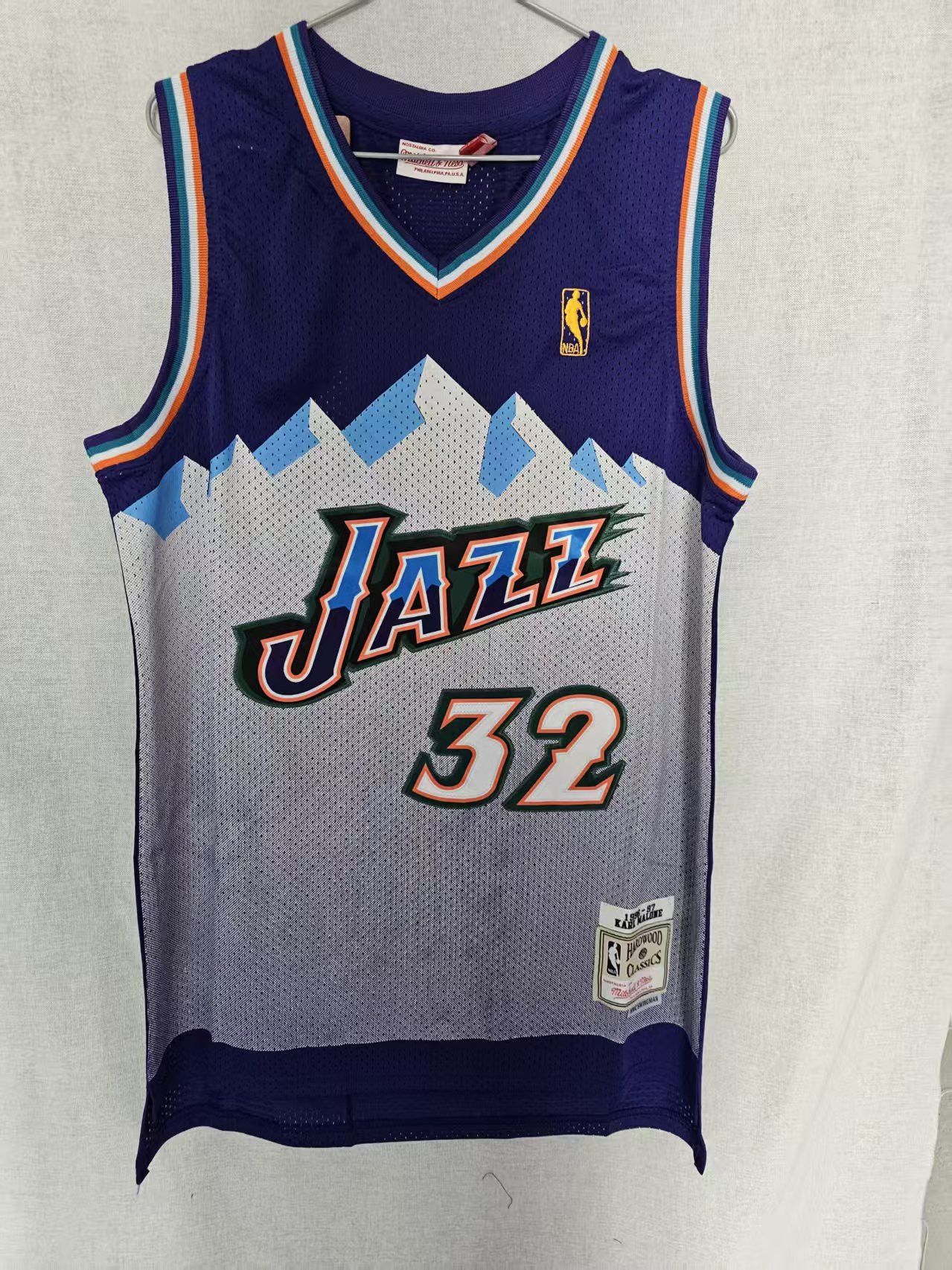 NBA Jazz #32 Karl Malone Jersey XXL Size US XXL / EU 58 / 5 - 2 Thumbnail