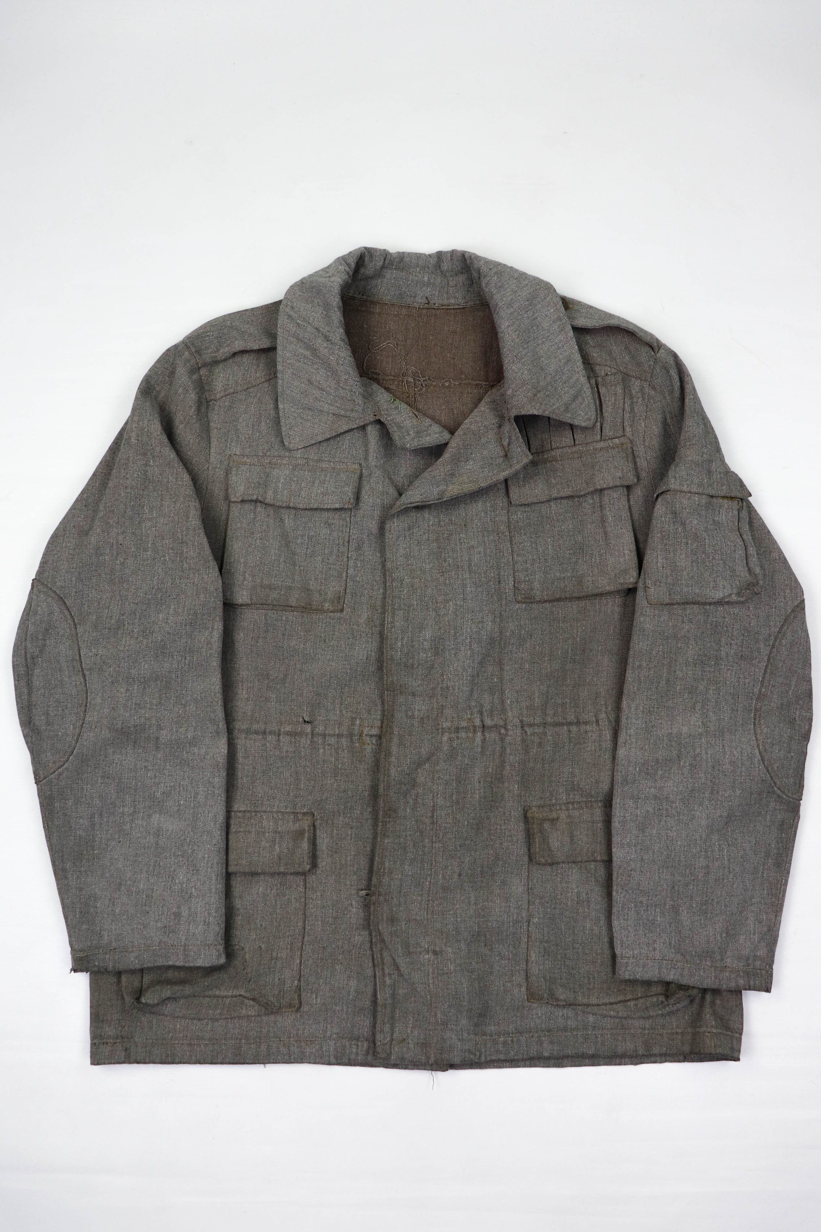 Vintage 40-50s? Gray Distressed Hunting Field Jacket