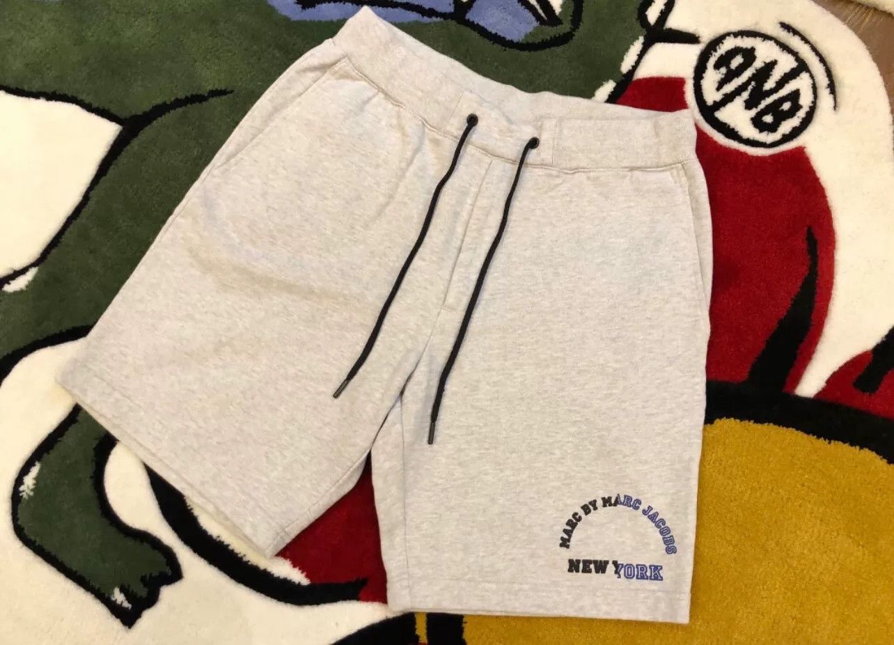 Marc by Marc Jacobs Marc by Marc Jacobs Shorts Size US 32 / EU 48 - 1 Thumbnail
