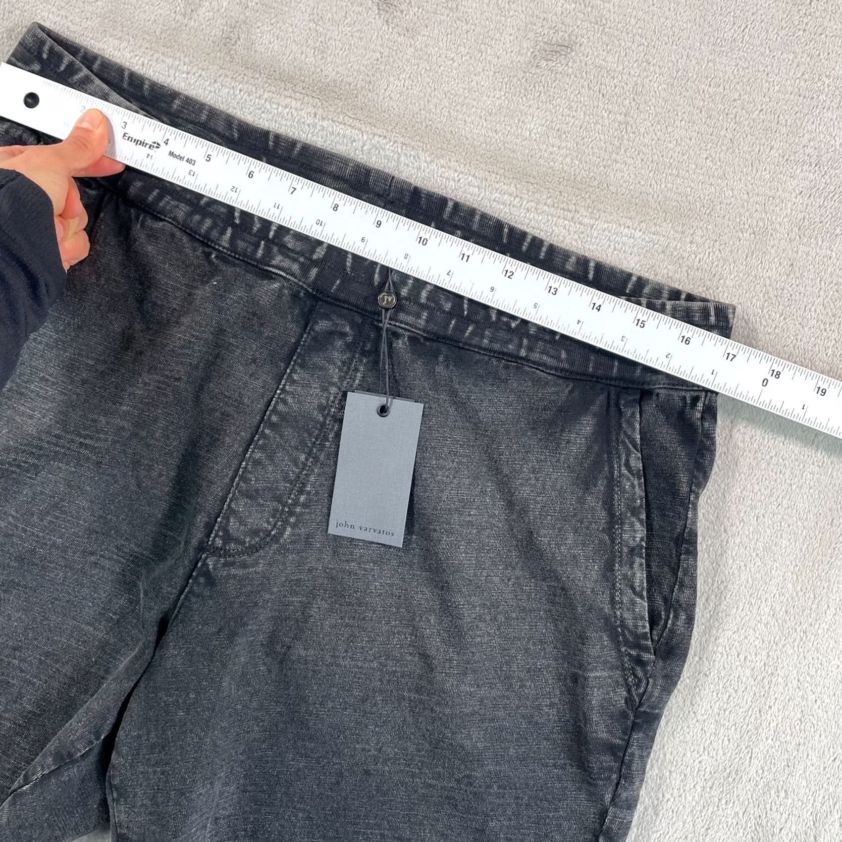 John Varvatos John Varvatos Lancaster Shorts Men M Black Slub Cotton Raw-Edge NWT Drawstring Pockets Zip 7.5in Inseam Casual Travel Summer Spring Fall Size US 31 - 6 Thumbnail