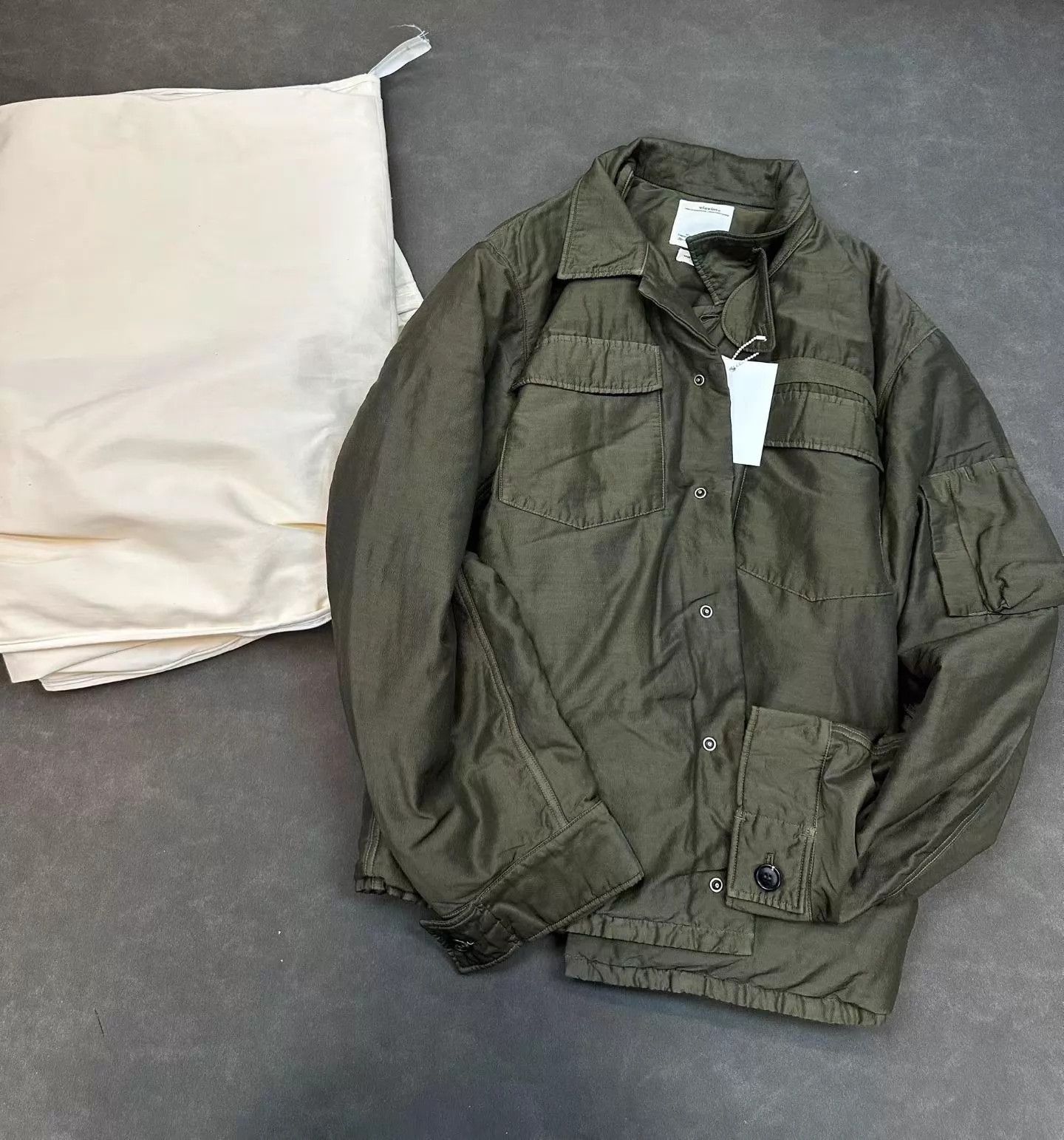 Visvim visvim 23aw Heli Crew Down Shirt Jkt olive 2 97new Size US M / EU 48-50 / 2 - 1 Thumbnail