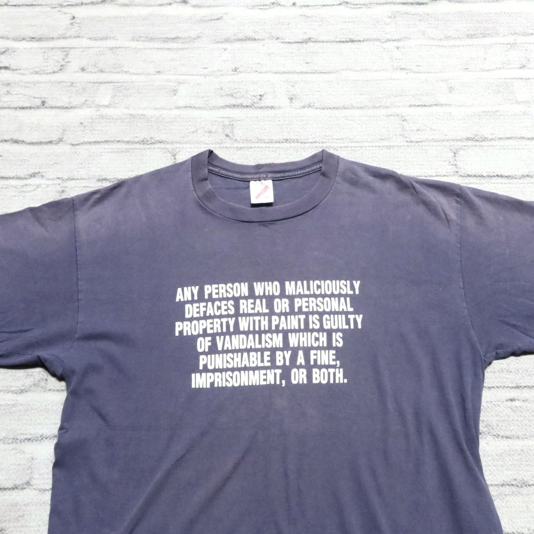 Jerzees Vintage Graffiti Vandalism Shirt XL Navy Nike? Size US XL / EU 56 / 4 - 4 Thumbnail