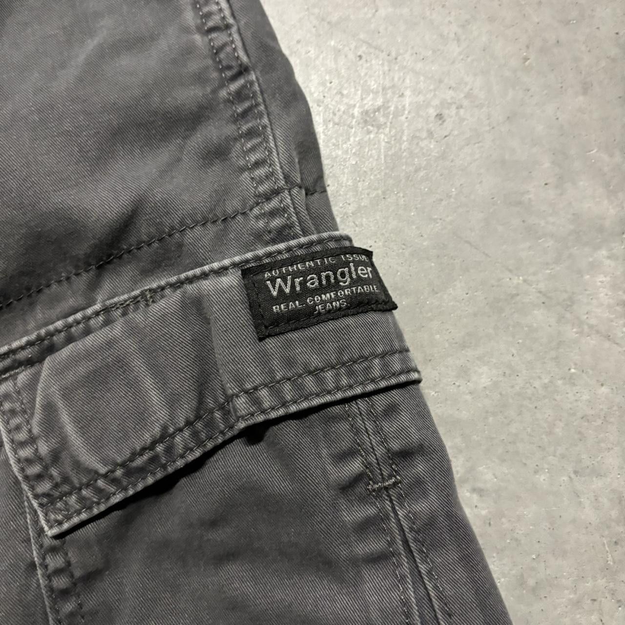 Japanese Brand × Vintage Crazy Vintage Y2K/2000s Baggy Grunge Grey Skater Cargo Shorts! Size US 36 / EU 52 - 5 Thumbnail
