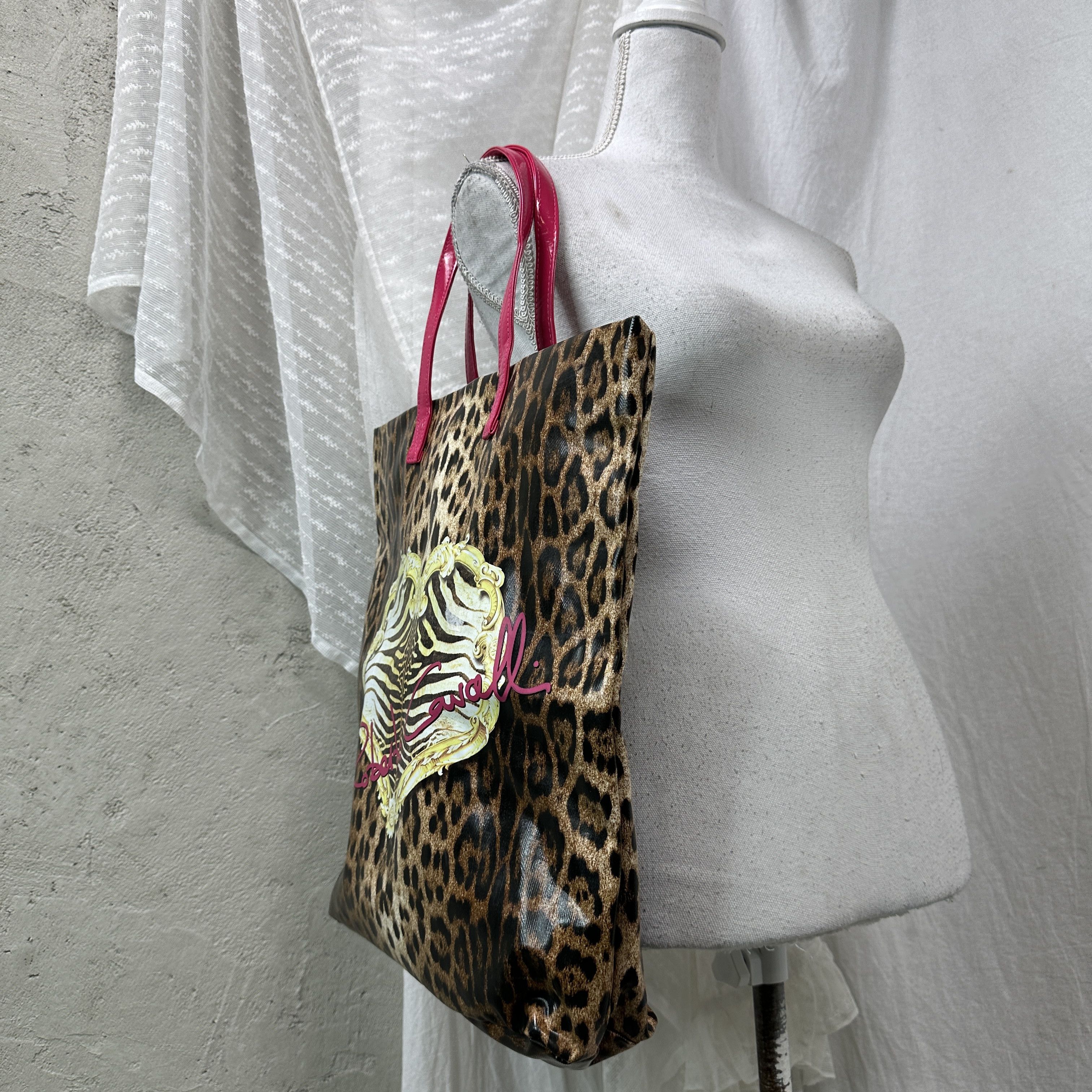 Roberto Cavalli Vintage Cheetah Roberto Cavalli Parfums Leopard Bag Y2K Size ONE SIZE - 10 Thumbnail