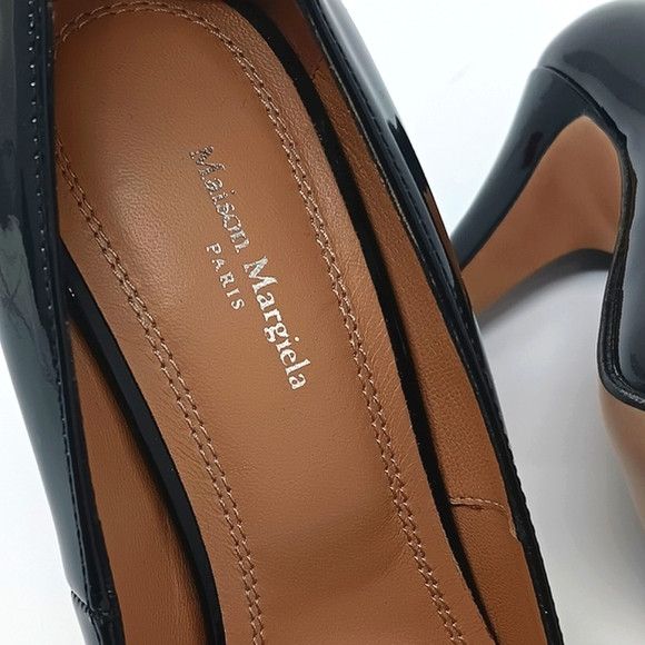 Maison Margiela Maison Margiela Black Patent Leather Court Pumps -EU37/US7 Size US 7 / IT 37 - 9 Thumbnail