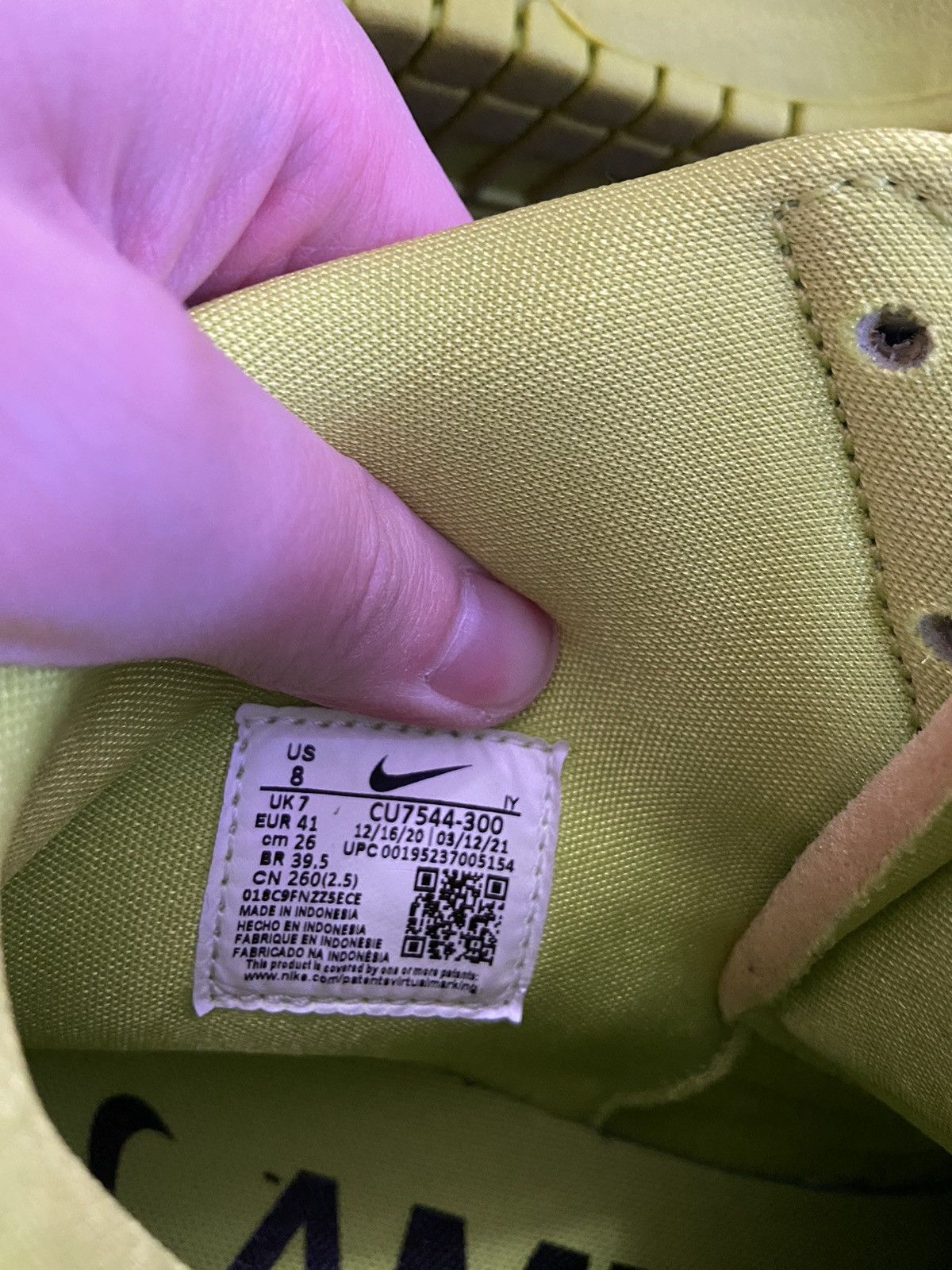 Ambush Design × Nike Ambush Nike Dunk High Flash Lime Size US 8 / EU 41 - 5 Thumbnail