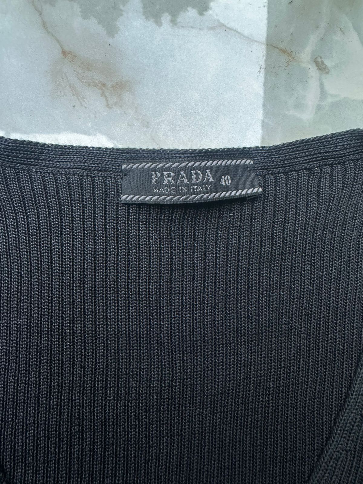 Prada prada blank sweatshirt vest knitwear Size S / US 4 / IT 40 - 2 Thumbnail