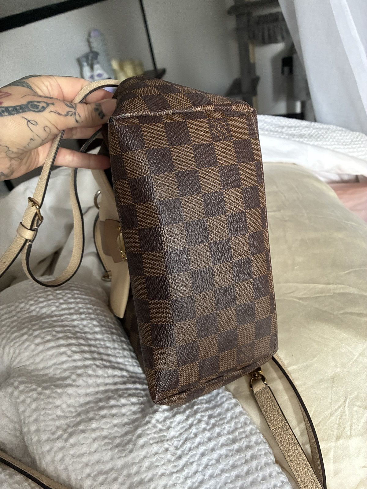 Louis Vuitton LV Clapton Bag Size ONE SIZE - 4 Thumbnail