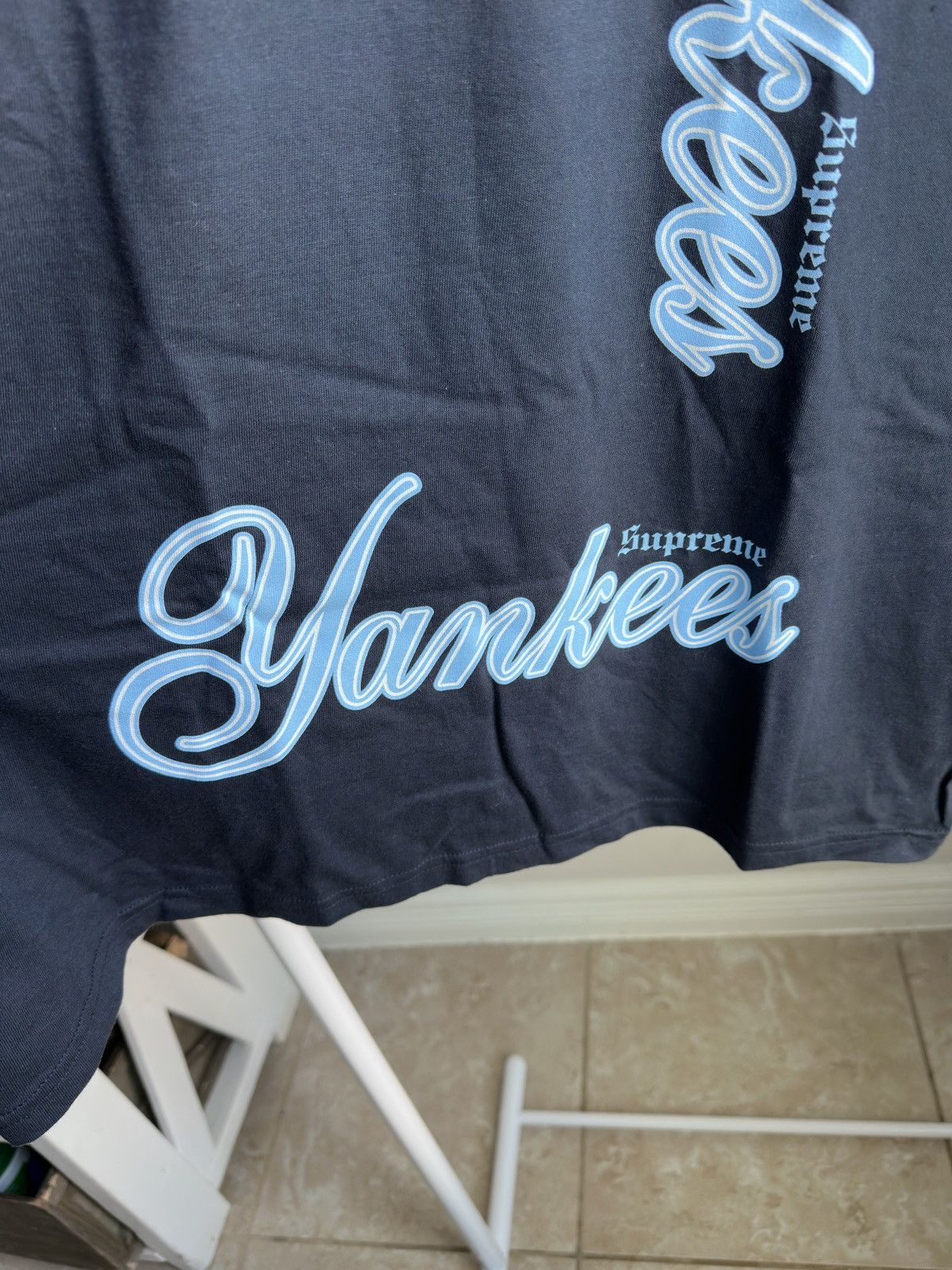 MLB × Supreme Supreme x MLB New York Yankees Tee Navy Blue Size US L / EU 52-54 / 3 - 5 Thumbnail