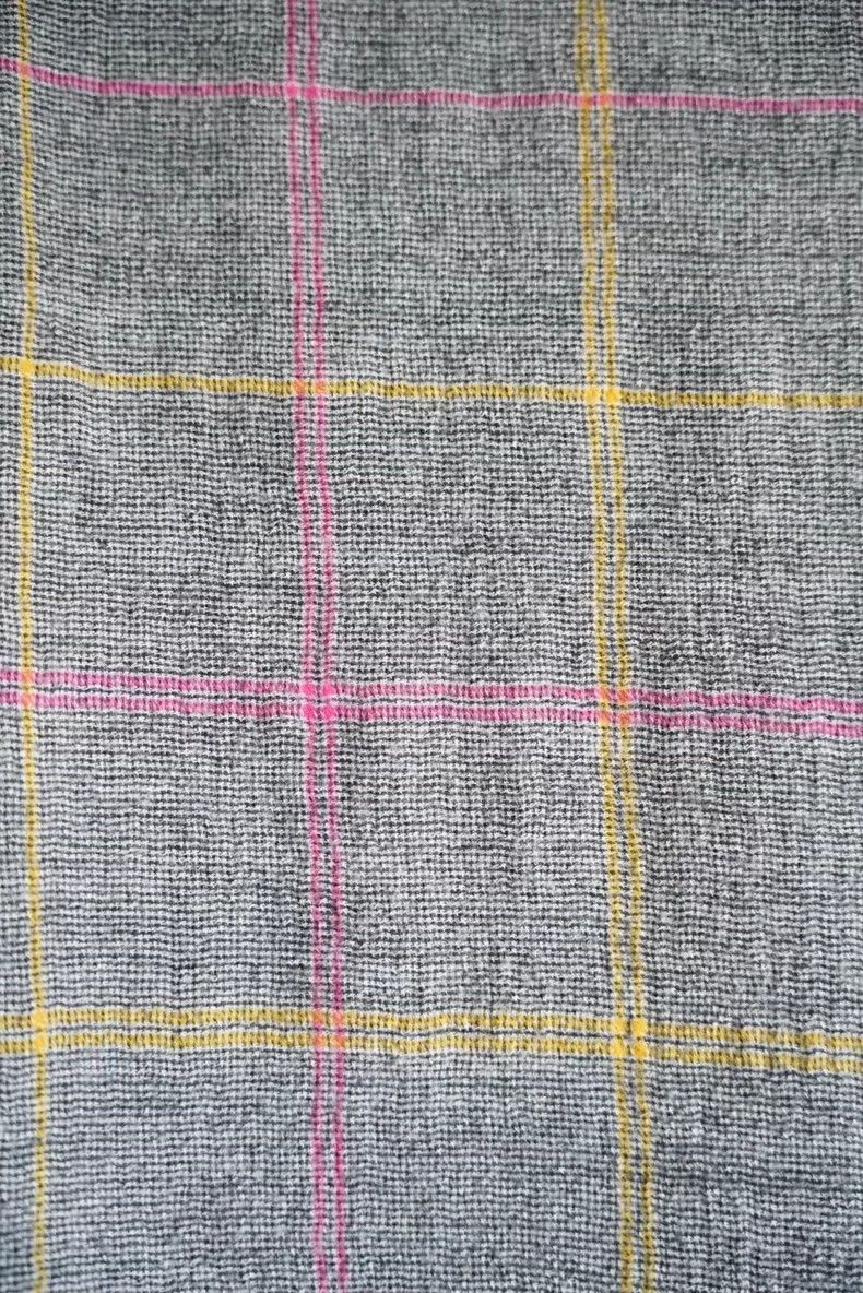 Yohji Yamamoto Yohji Yamamoto 08 AW Grey Plaid Fringe Scarf 2501-Nextarrow Size ONE SIZE - 2 Thumbnail
