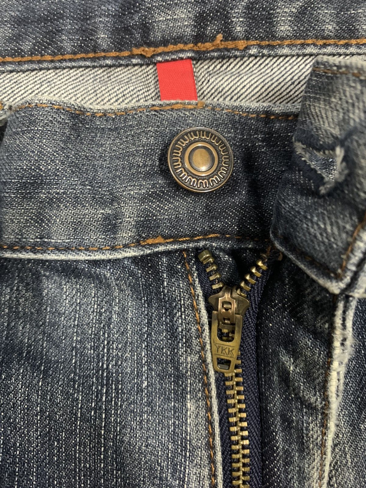 Uniqlo Vintage Uniqlo UJ Faded Wash Loose Straight Distressed Jeans Size US 30 / EU 46 - 4 Thumbnail