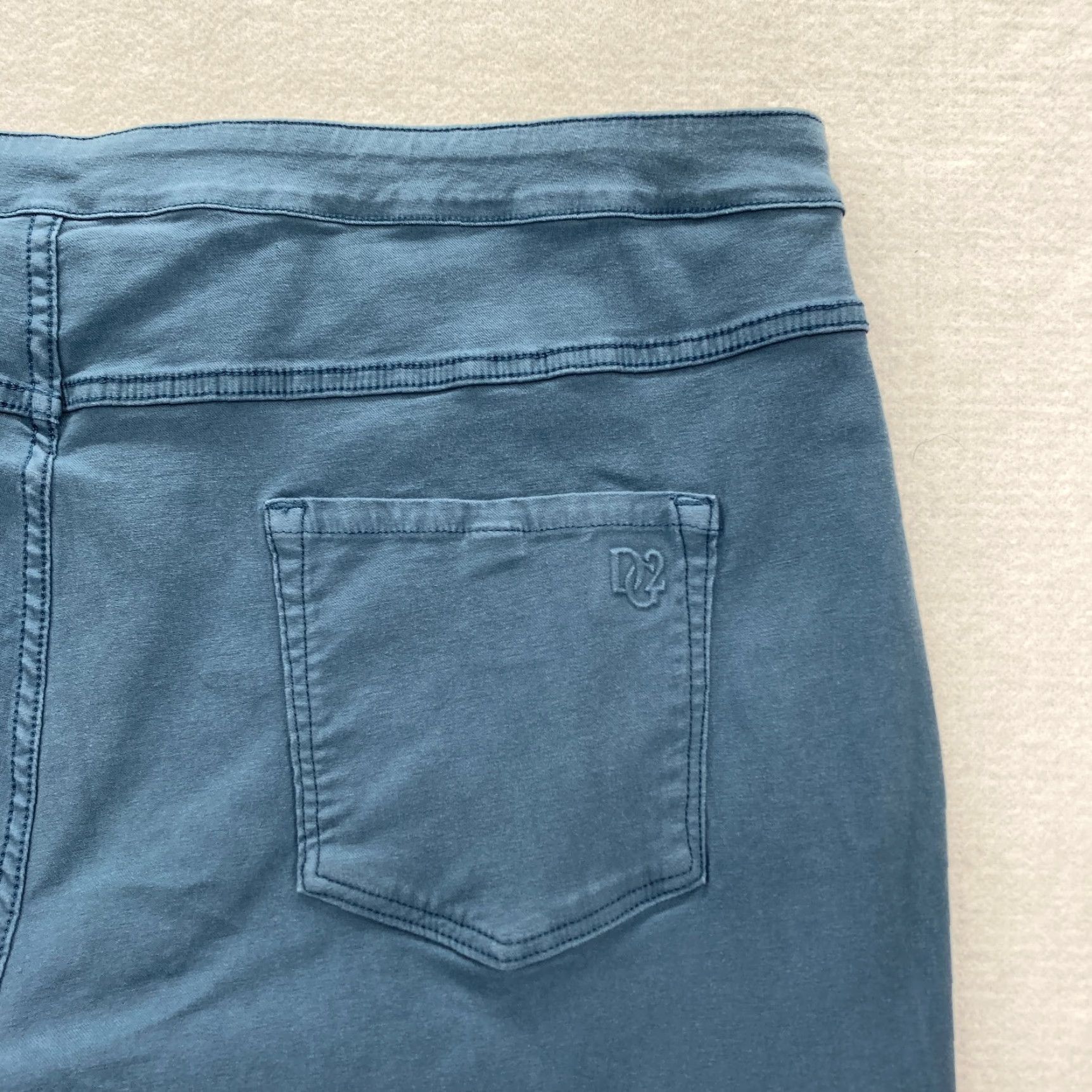 Denime DG2 Diane Gilman Jeans Women's Plus 24 Striped Denim Reversible Pull On NWT Blue Slim Skinny 5-Pocket Rise High Inseam 28 in Mens Womens Girls Size 34" / US 12 / IT 48 - 6 Thumbnail
