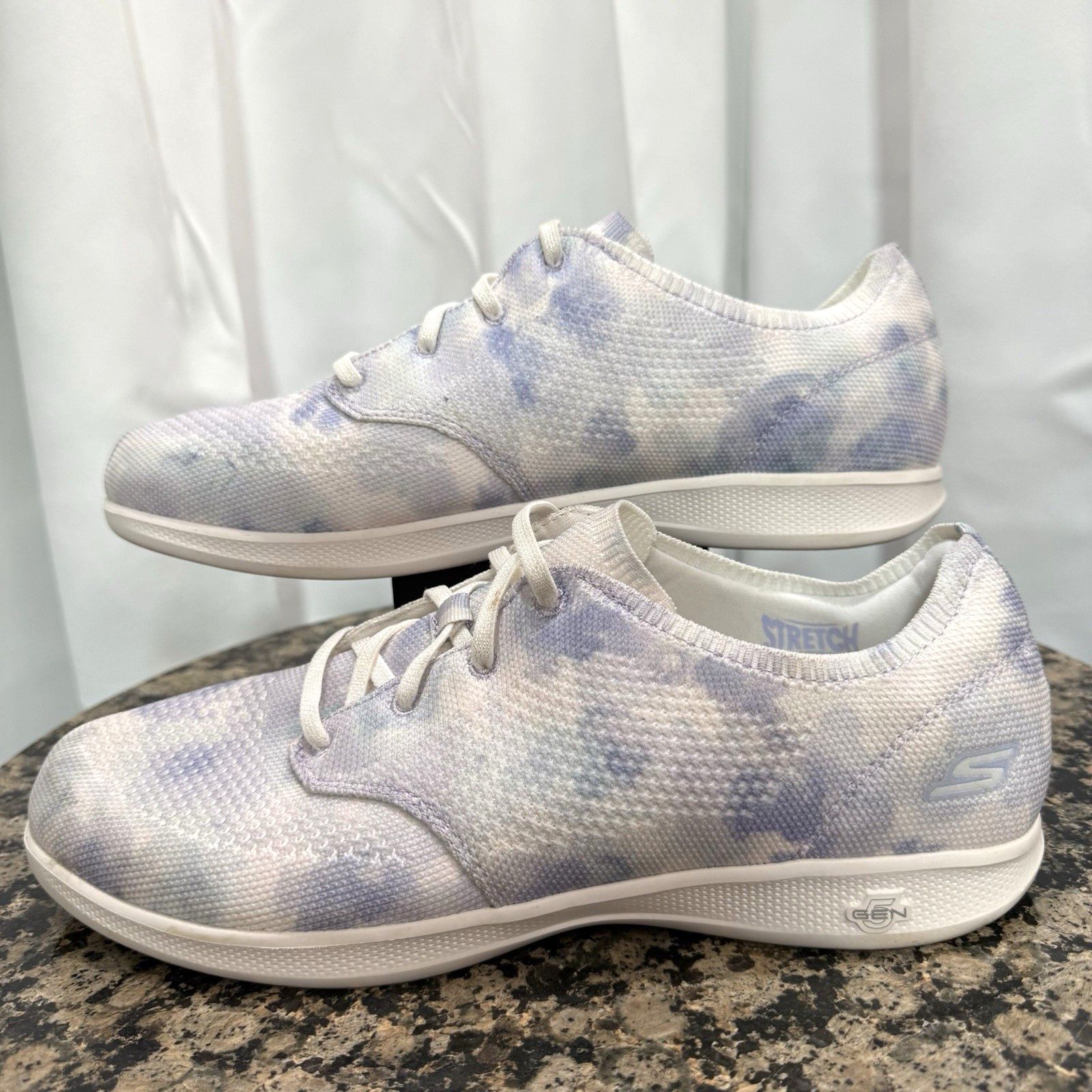 SKECHERS Skechers GO Step Lite Washable Knit Sneaker Wo’s Size 12 Size US 12 / IT 42 - 2 Thumbnail