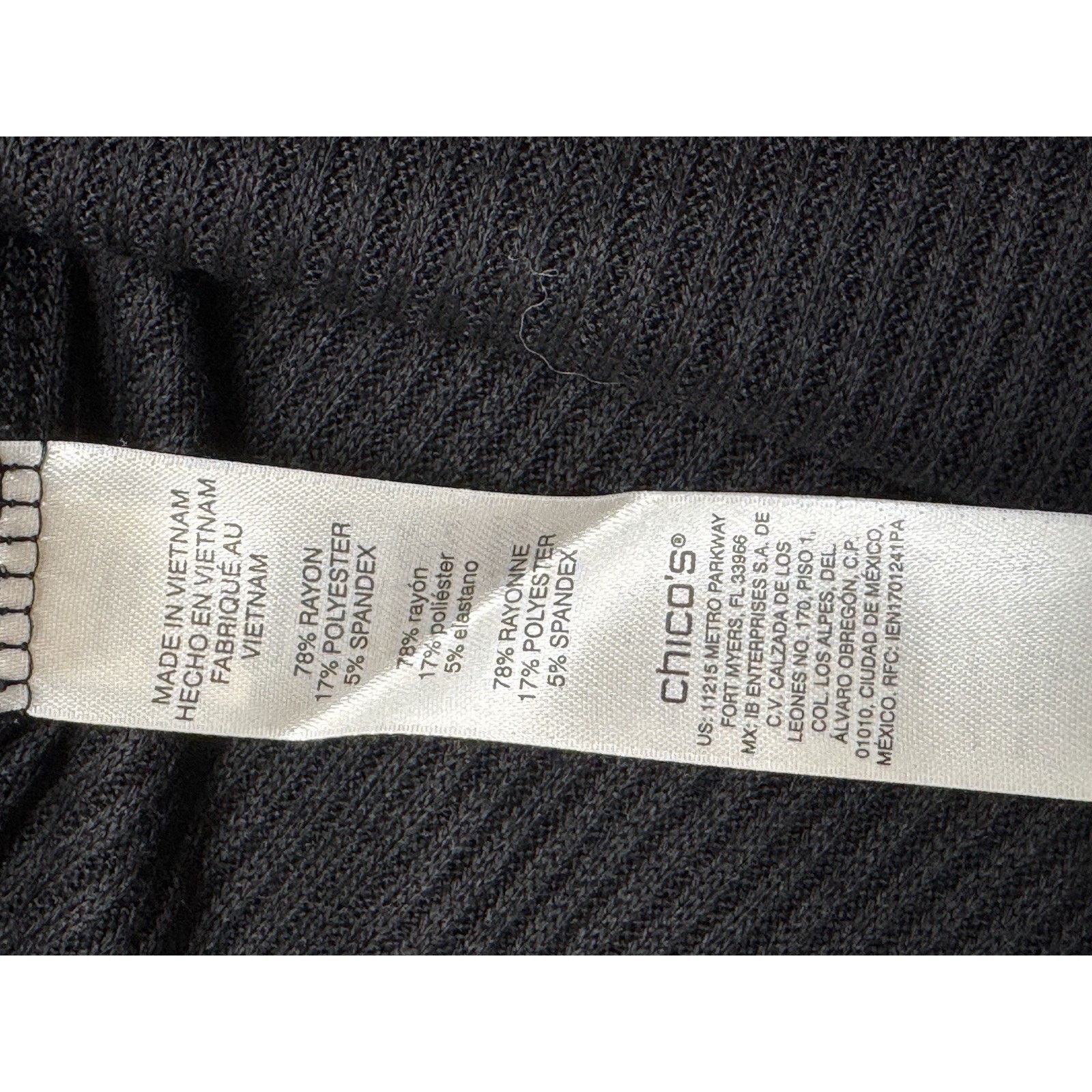 Chicos CHICOS Black Rayon Blend Split Cowl Neck Long Sleeve Tunic Size S / US 4 / IT 40 - 10 Thumbnail