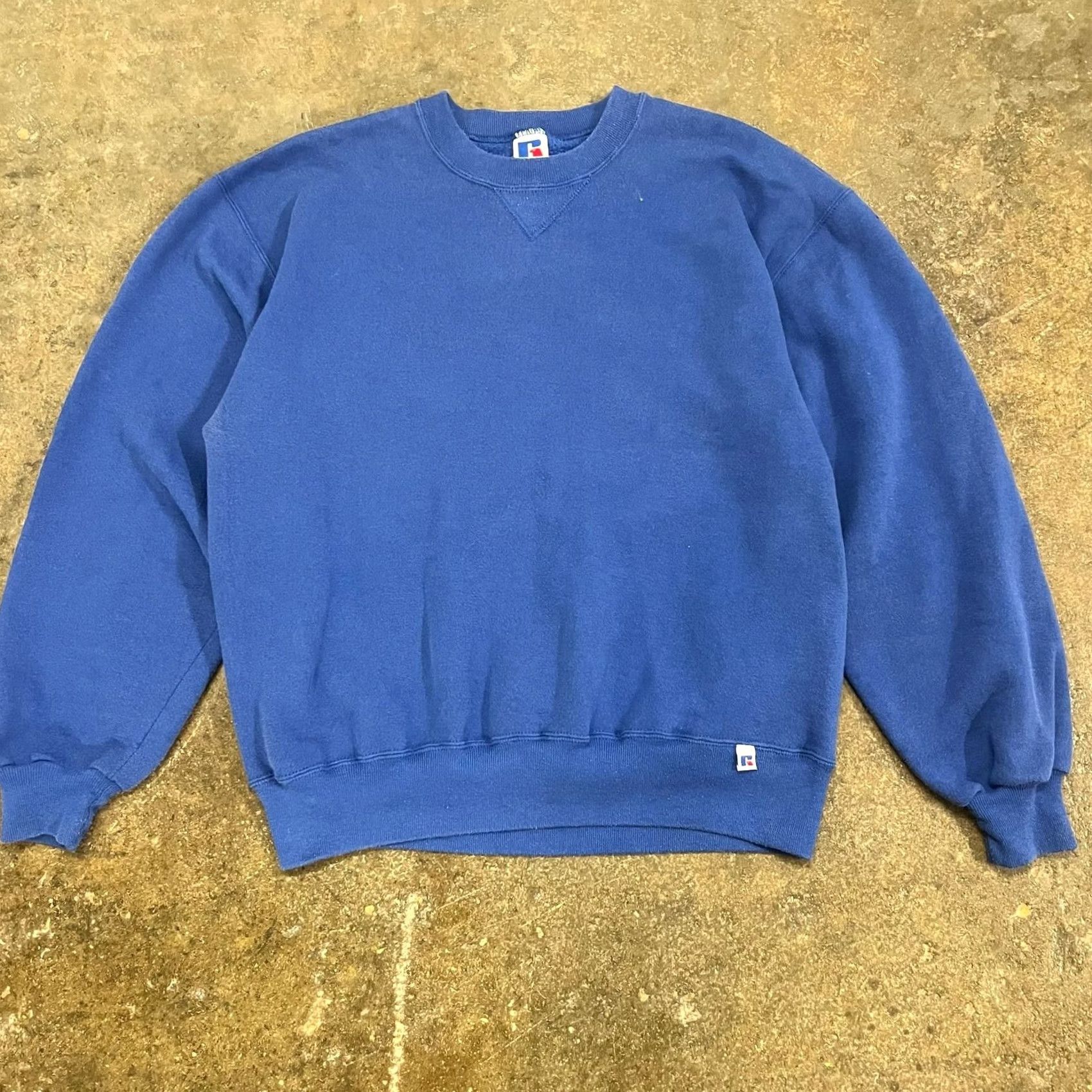 Russell Athletic VINTAGE Russell Athletic Sweatshirt Large Blue Crewneck Fleece Made USA 90s Mens Size US L / EU 52-54 / 3 - 2 Thumbnail