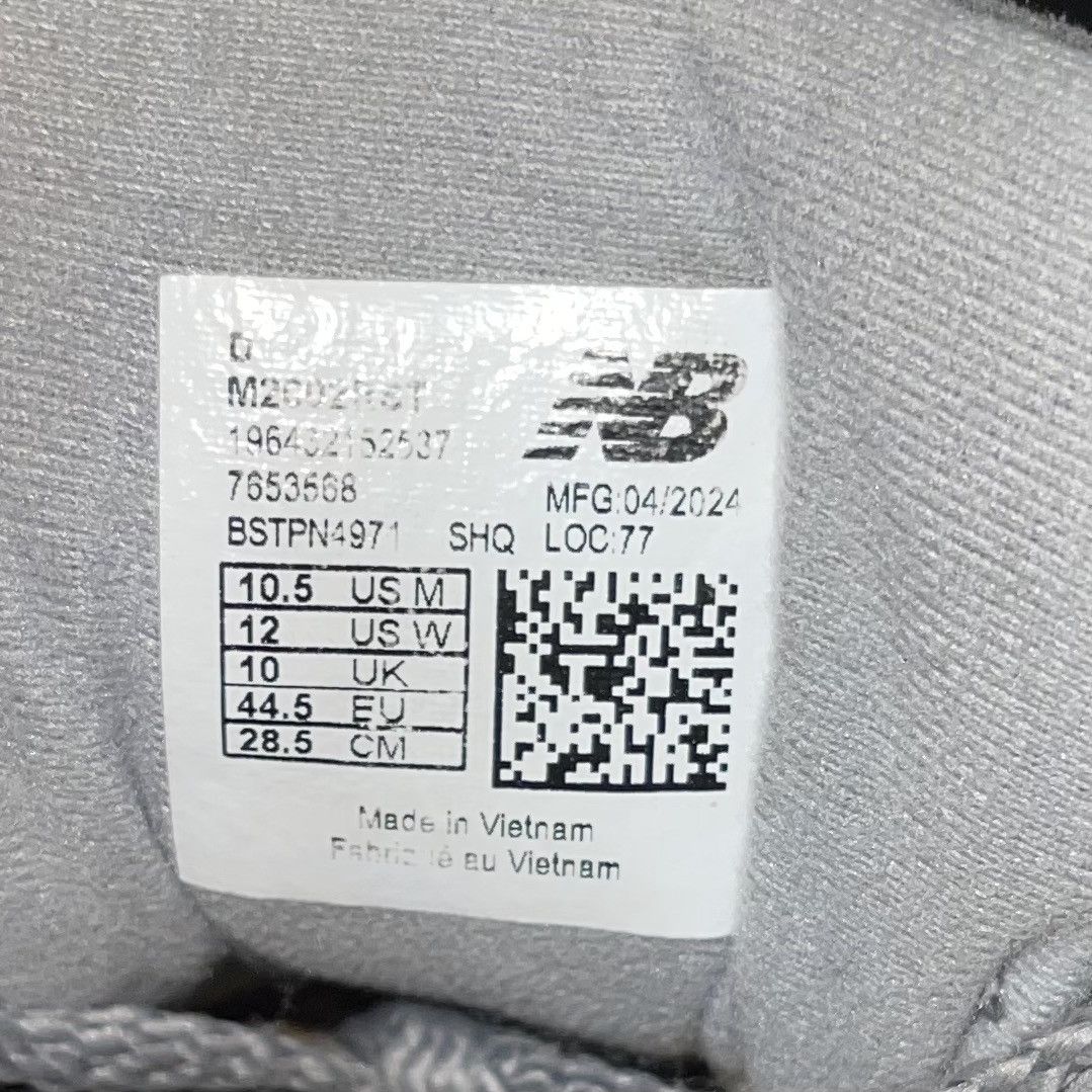 New Balance New Balance Men's Grey 2002r Size 10.5 Size US 10.5 / EU 43-44 - 11 Thumbnail