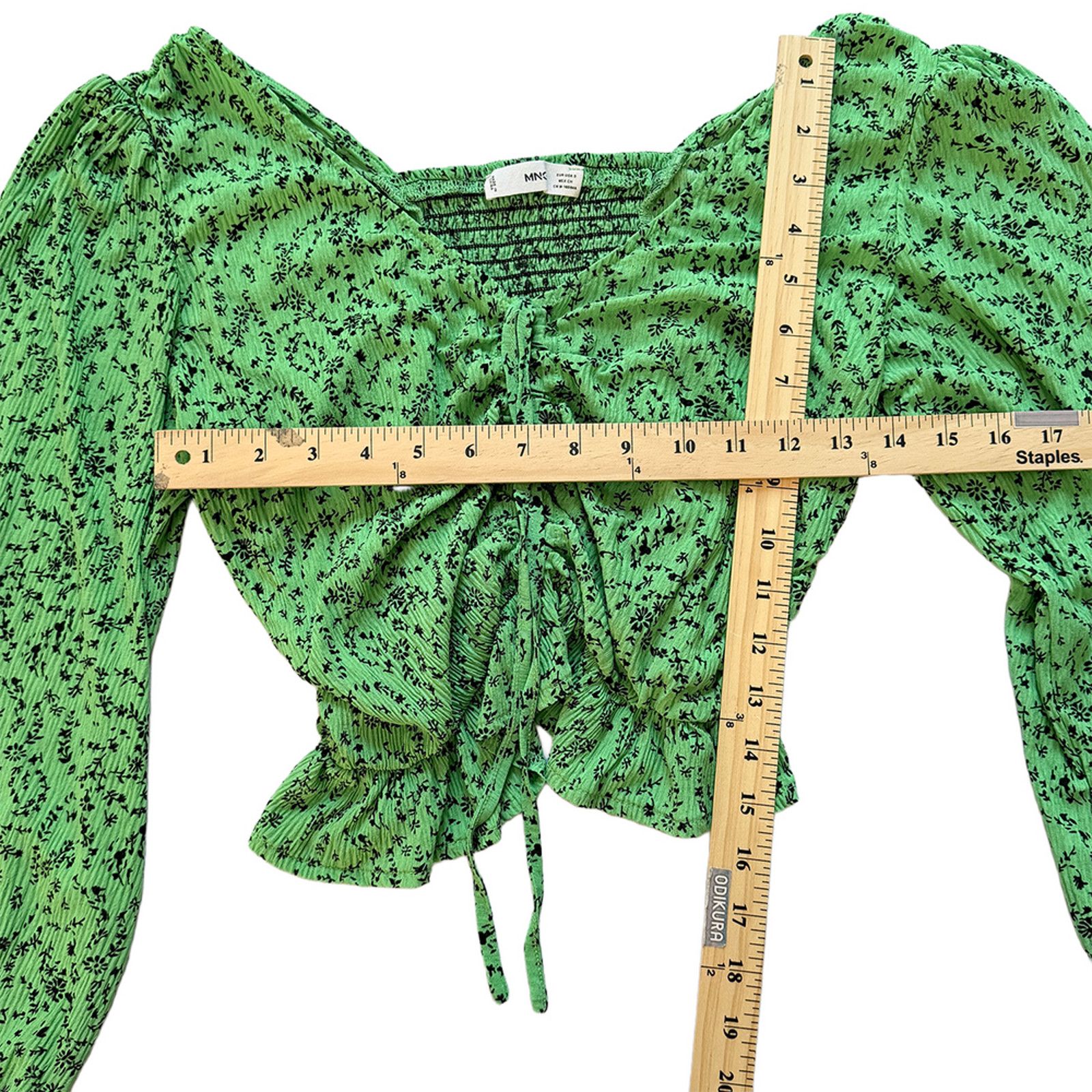 Mango Vintage Mango cropped top small floral barrel sleeves Size S / US 4 / IT 40 - 5 Thumbnail