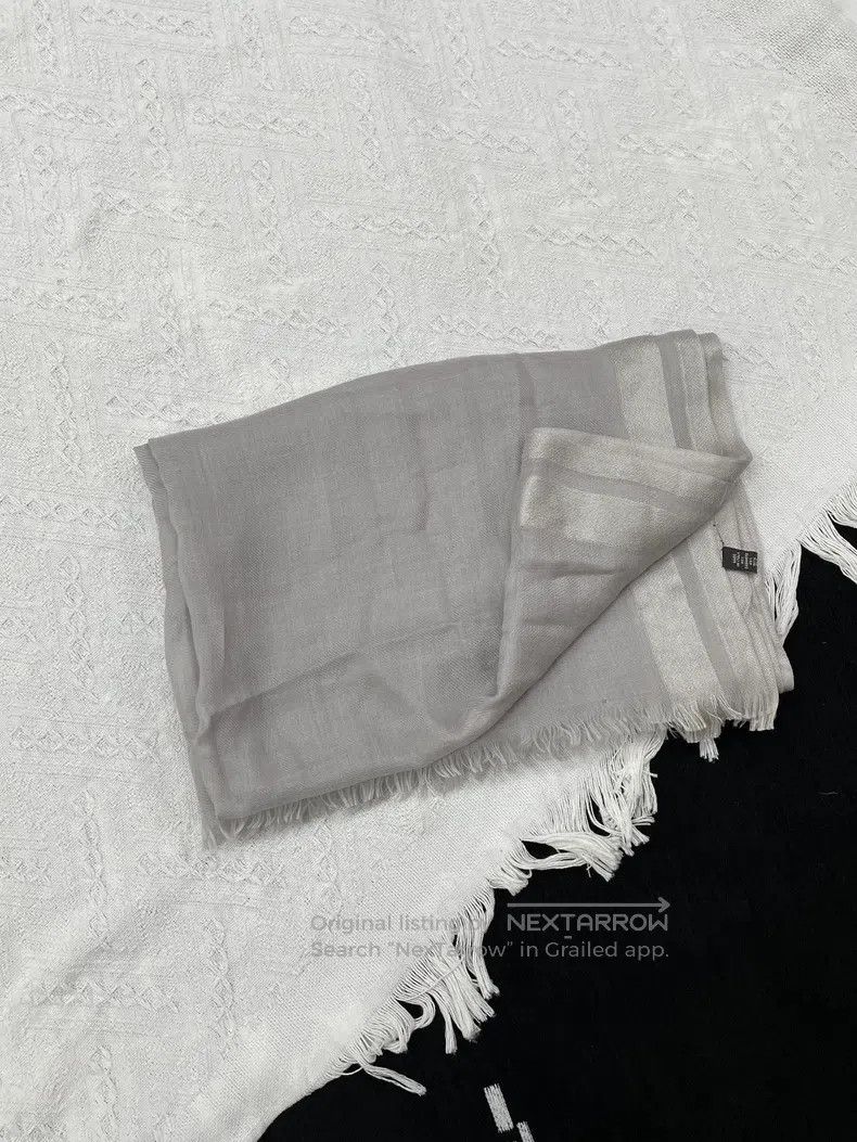Loro Piana Loro Piana Cashmere Scarf Size ONE SIZE - 2 Thumbnail