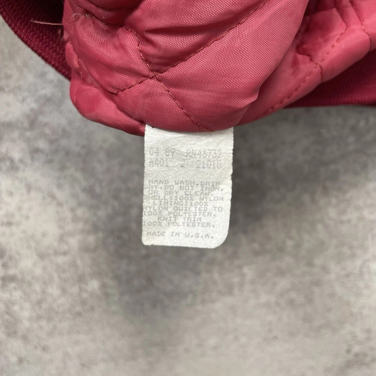Chalk Line × NCAA × Vintage ALABAMA CRIMSON TIDE CHALK LINE SATIN JACKET SPELL OUT Size US M / EU 48-50 / 2 - 6 Thumbnail