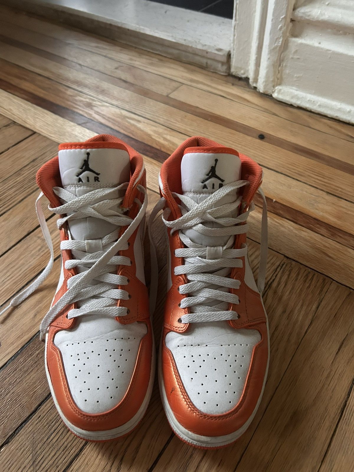Jordan Brand × Nike Jordan 1 mid metallic orange Size US 10 / EU 43 - 4 Thumbnail