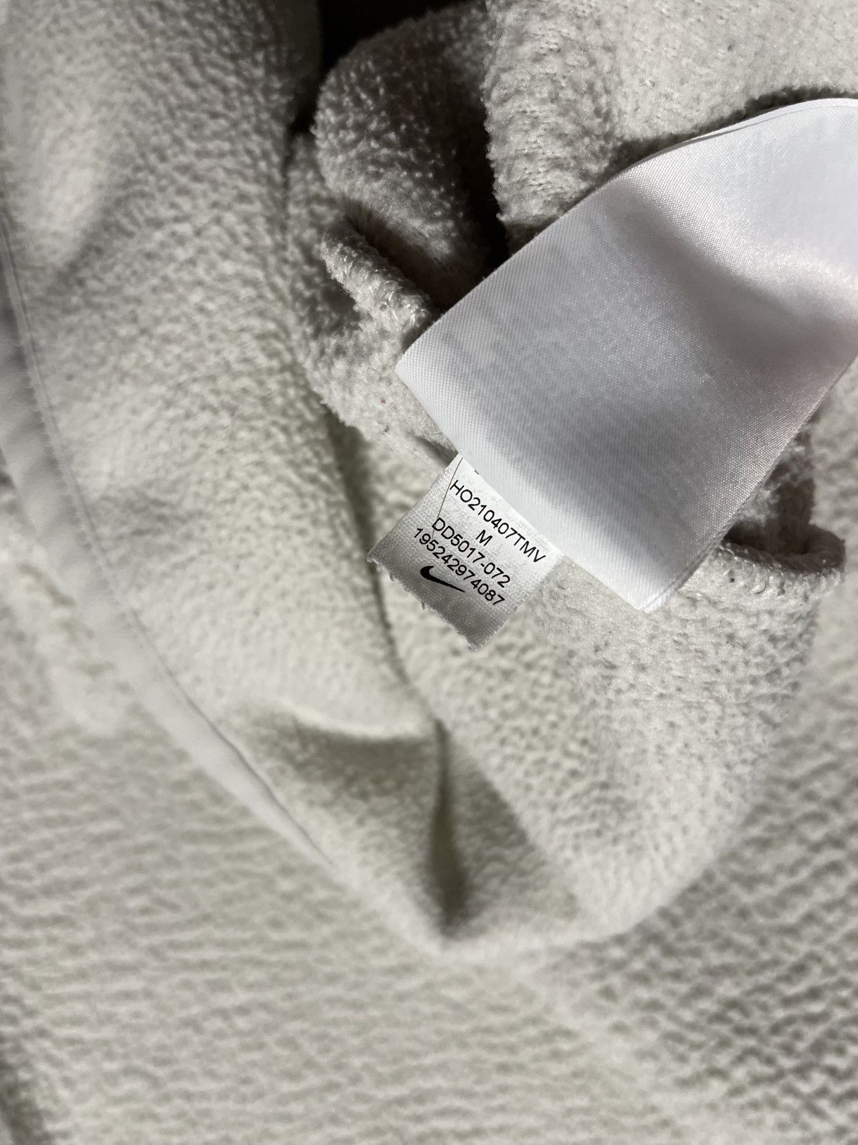 Nike Nike Sherpa Fleece Sweatshirt Outdoor Style M Size US M / EU 48-50 / 2 - 13 Thumbnail