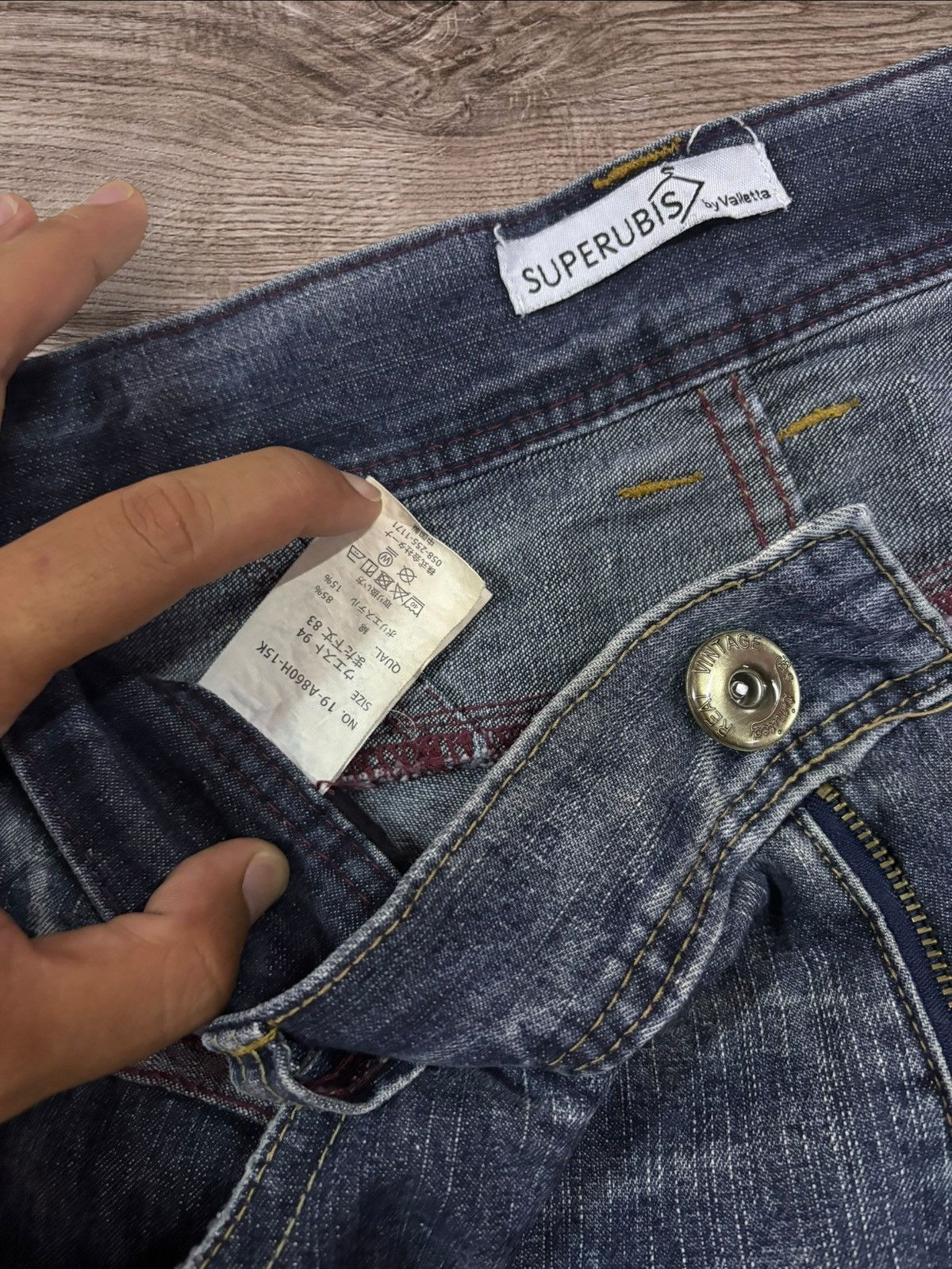 Japanese Brand Y2k Superubis by Valletta Baggy Honey Comb Faded Jeans Size US 37 - 8 Thumbnail