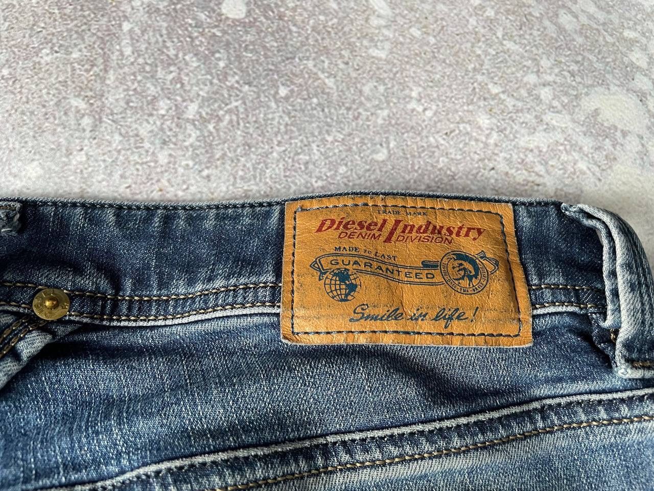 Diesel × Vintage Vintage Diesel Larkee Denim Jeans Pants Y2K Size W30 L32 Size US 32 / EU 48 - 6 Thumbnail