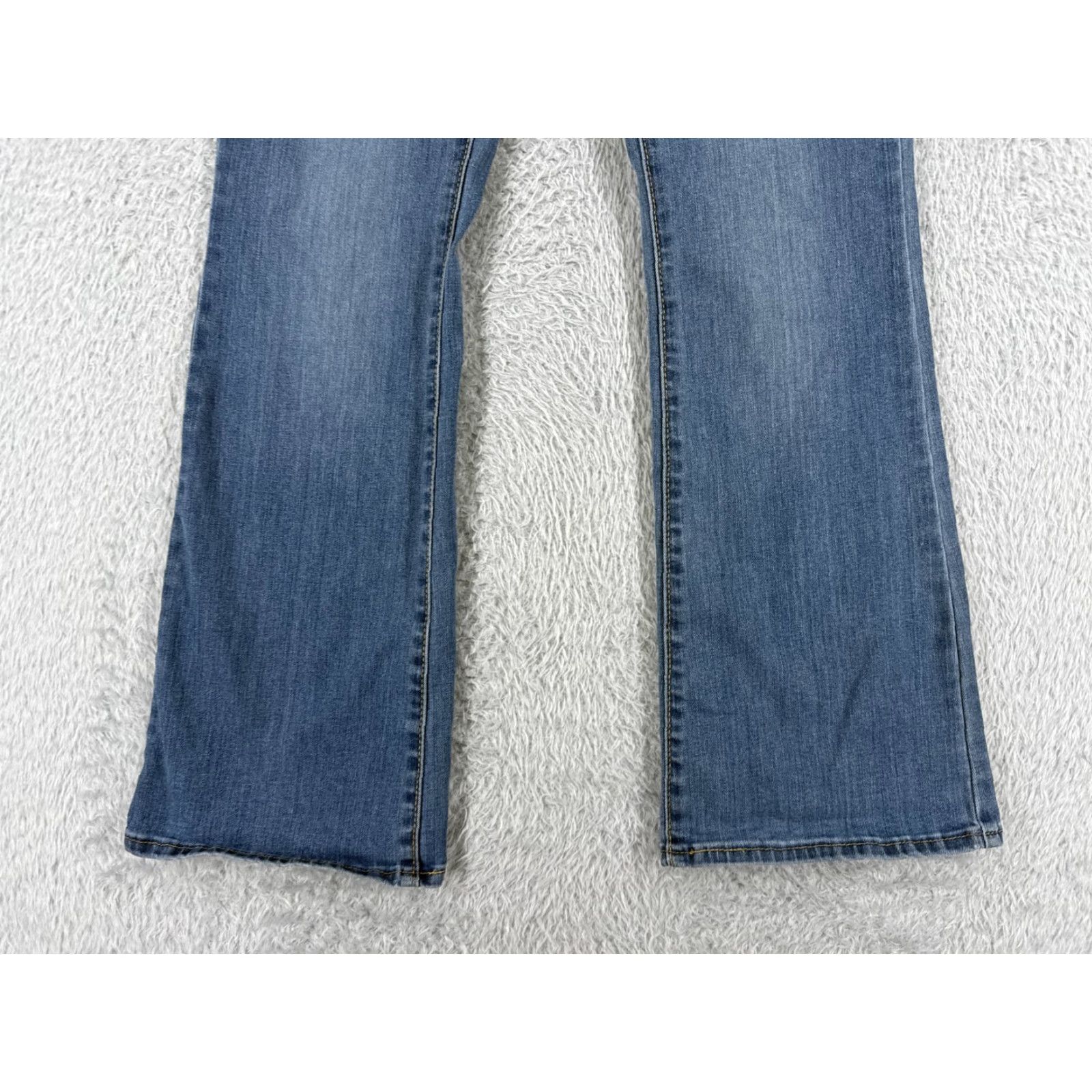 Levi's Levi's Jeans Women 26 Blue Denim Bootcut Mid Rise Cotton 28Inch Inseam Stylish Casual Size 26" / US 2 / IT 38 - 2 Thumbnail