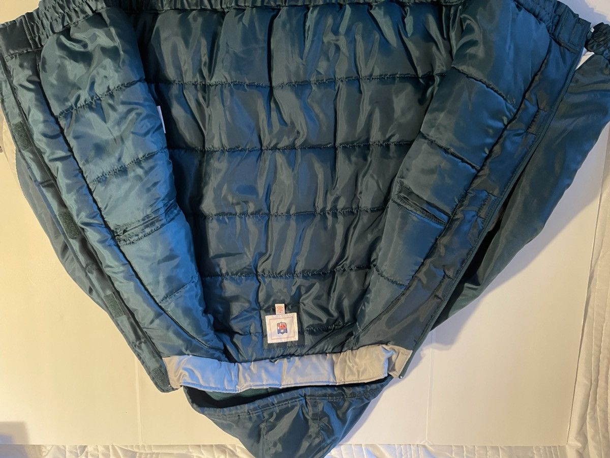 NFL Vintage Philadelphia Eagles Puffer Jacket NFL Coat Men’s M Size US M / EU 48-50 / 2 - 5 Thumbnail