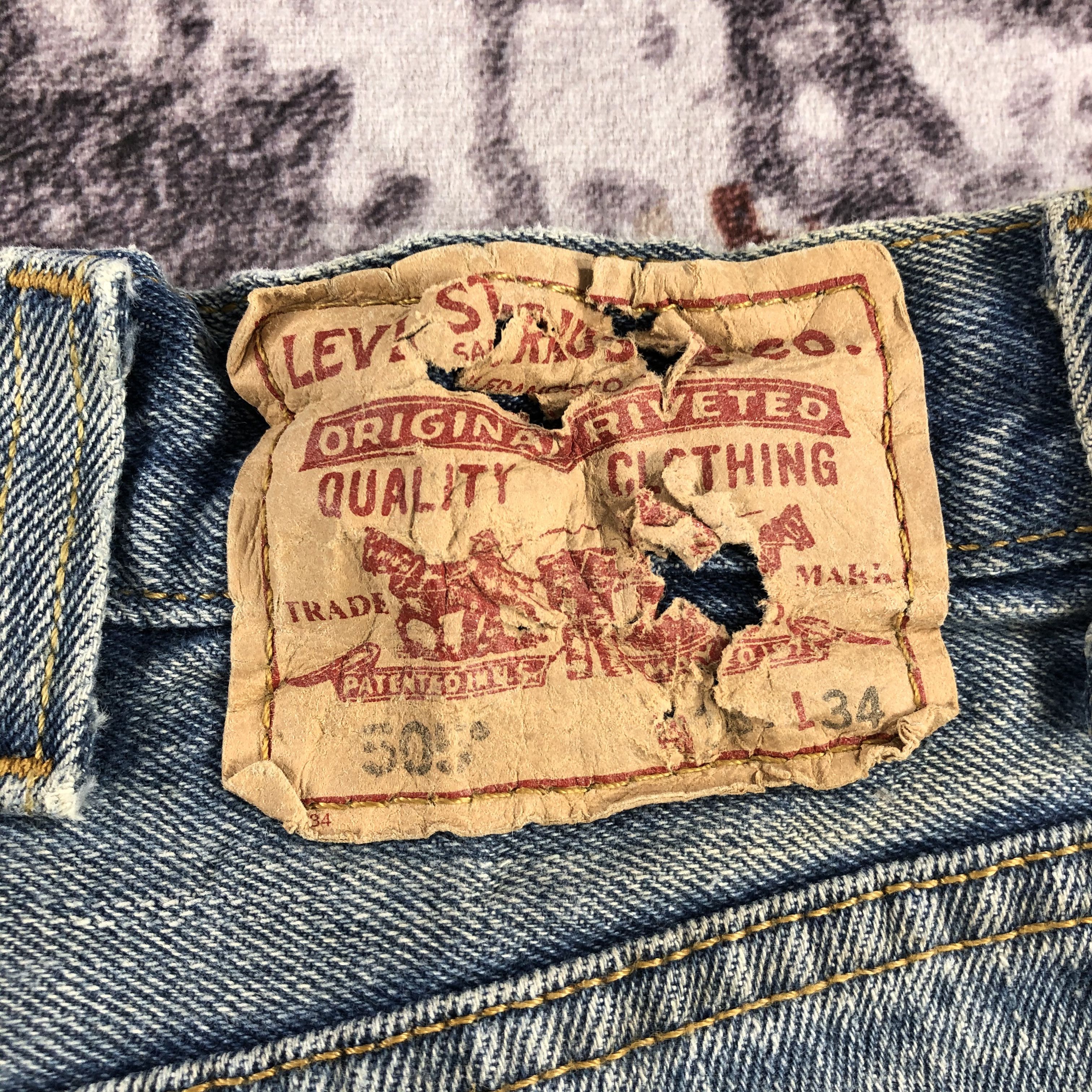 Levi's × Vintage Vintage Blue Wash Levis 505 Jeans-JM3011 Size US 39 - 8 Thumbnail
