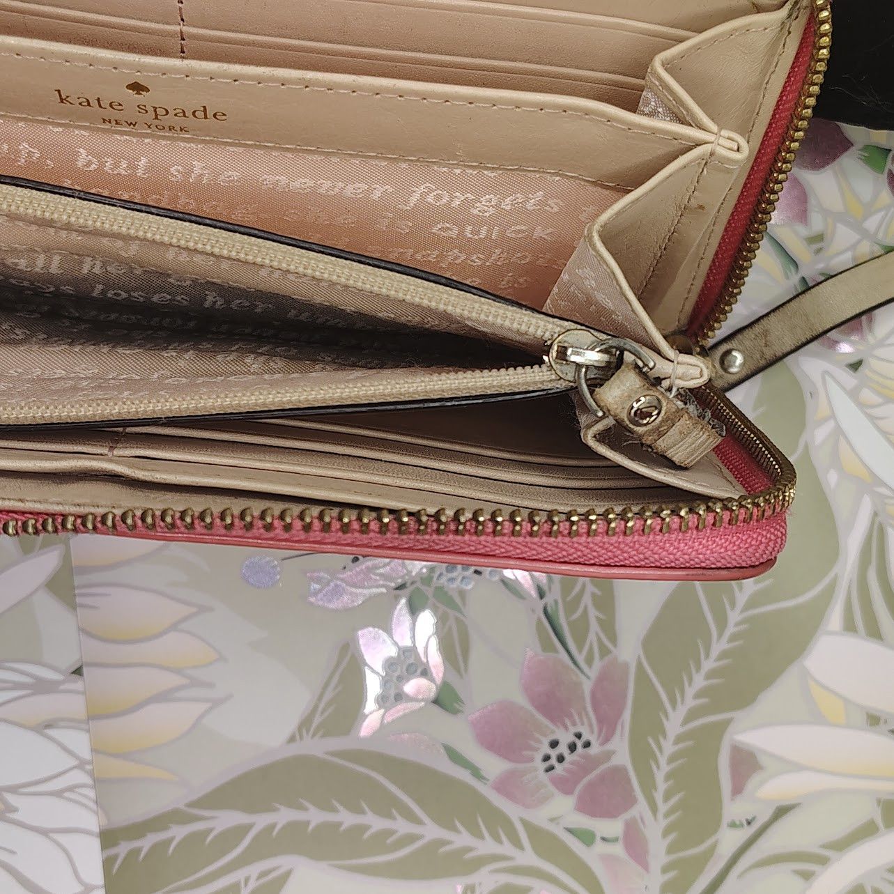 Kate Spade Kate Spade New York Long Wallet Floral Size ONE SIZE - 9 Thumbnail