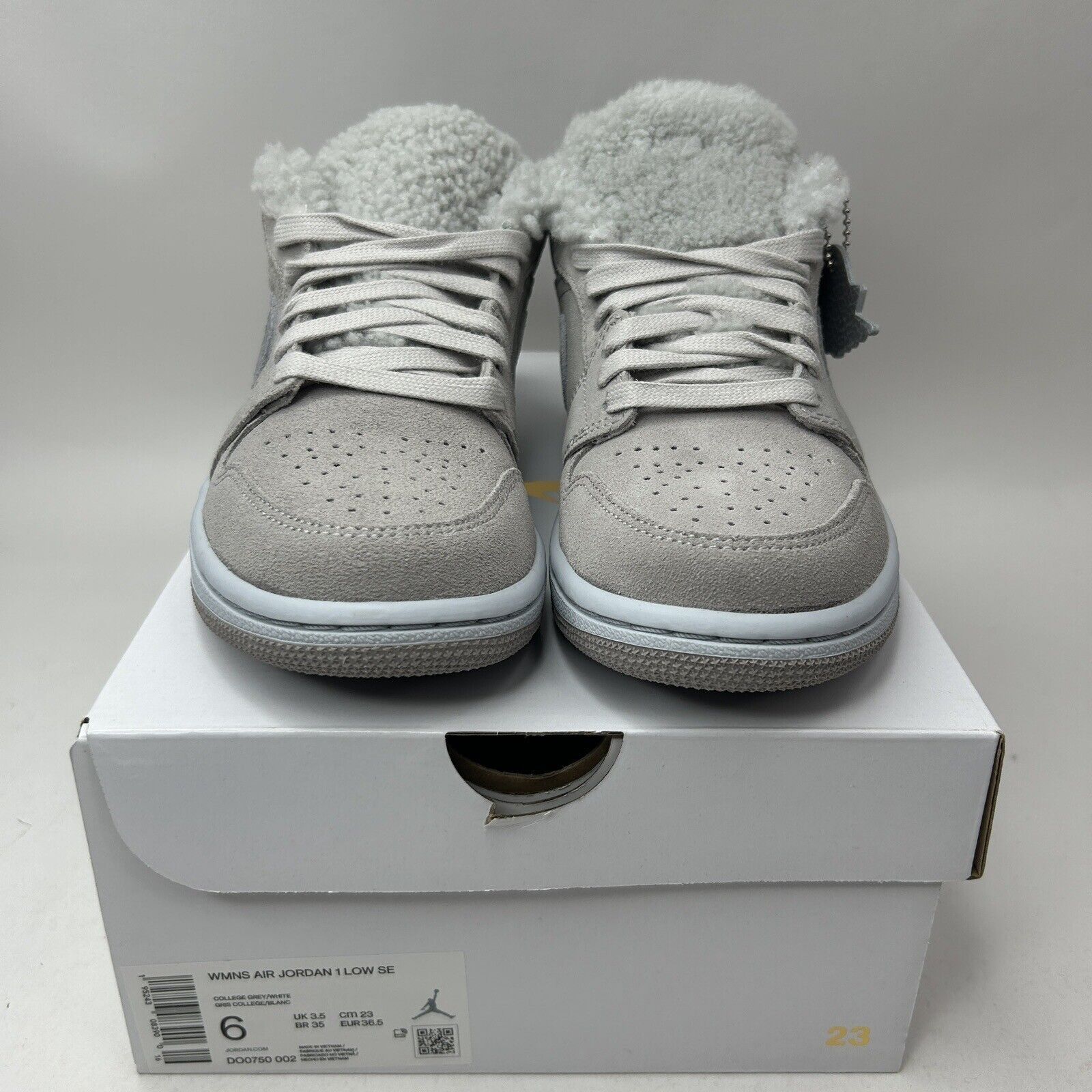 Nike Nike Air Jordan 1 Retro Low SE Sherpa Fleece “College Grey” Size US 6 / IT 36 - 2 Thumbnail
