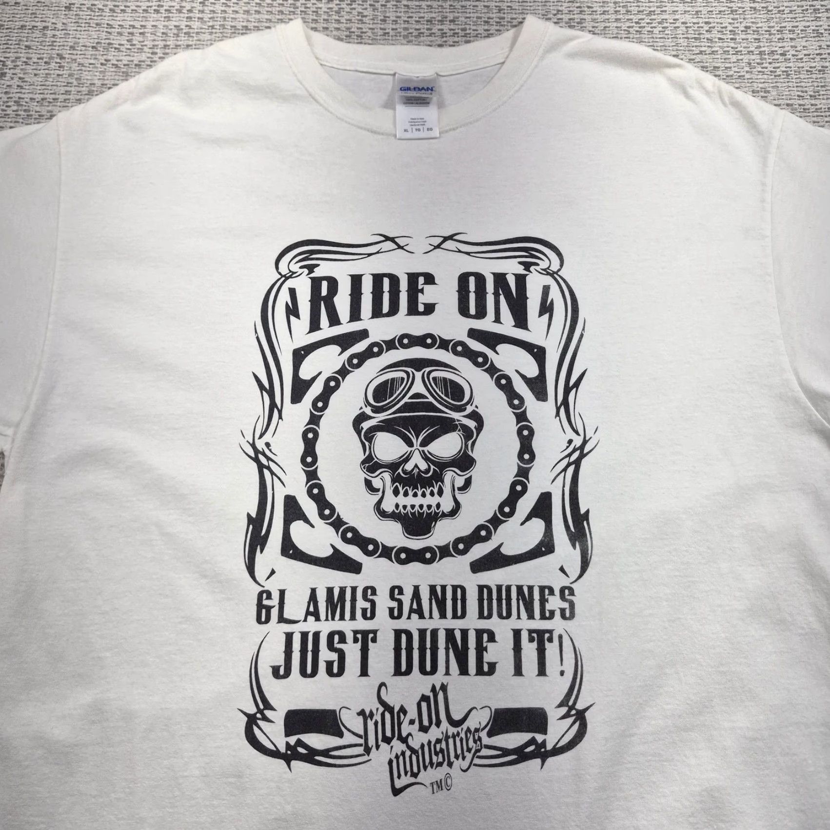 Gildan Gildan Shirt Mens XL White Ride On Glamis Sand Dunes Skull Graphic Tee Biker Size US XL / EU 56 / 4 - 4 Thumbnail