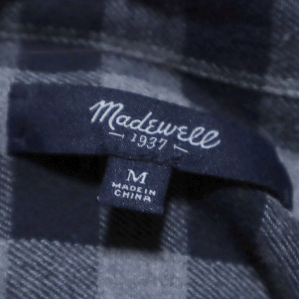 Madewell Madewell Navy Blue Plaid Long Sleeve Button Up Shirt Women's M Shirt Size M / US 6-8 / IT 42-44 - 5 Thumbnail