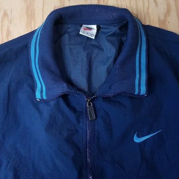 Nike × Vintage Vintage Nike Spell Out Pullover Windbreaker Jacket Back Hit Size US XL / EU 56 / 4 - 1 Thumbnail