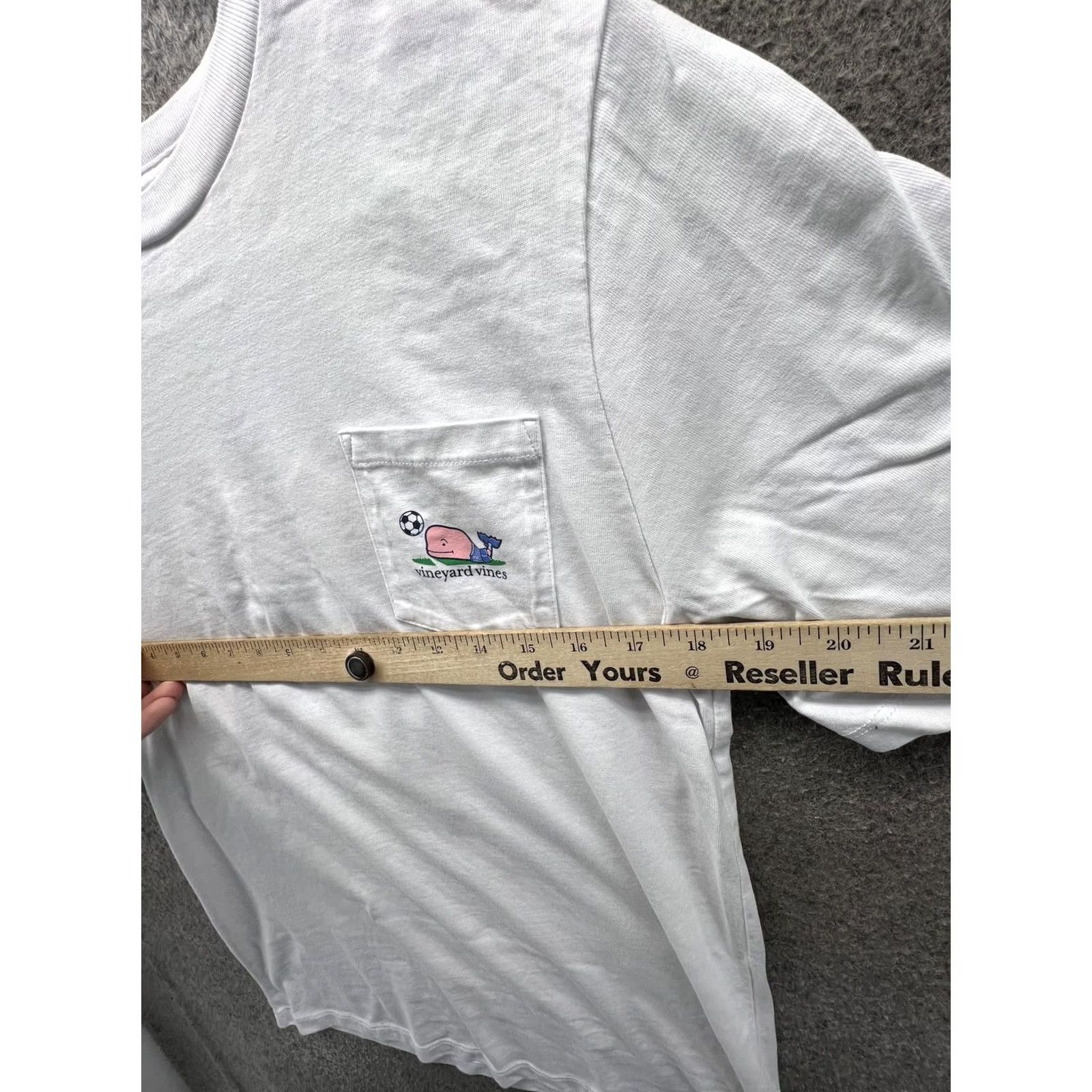 Vineyard Vines Vineyard Vines Shirt Mens XL White Soccer Whale Pocket Tee Tagless Casual Size US XL / EU 56 / 4 - 3 Thumbnail