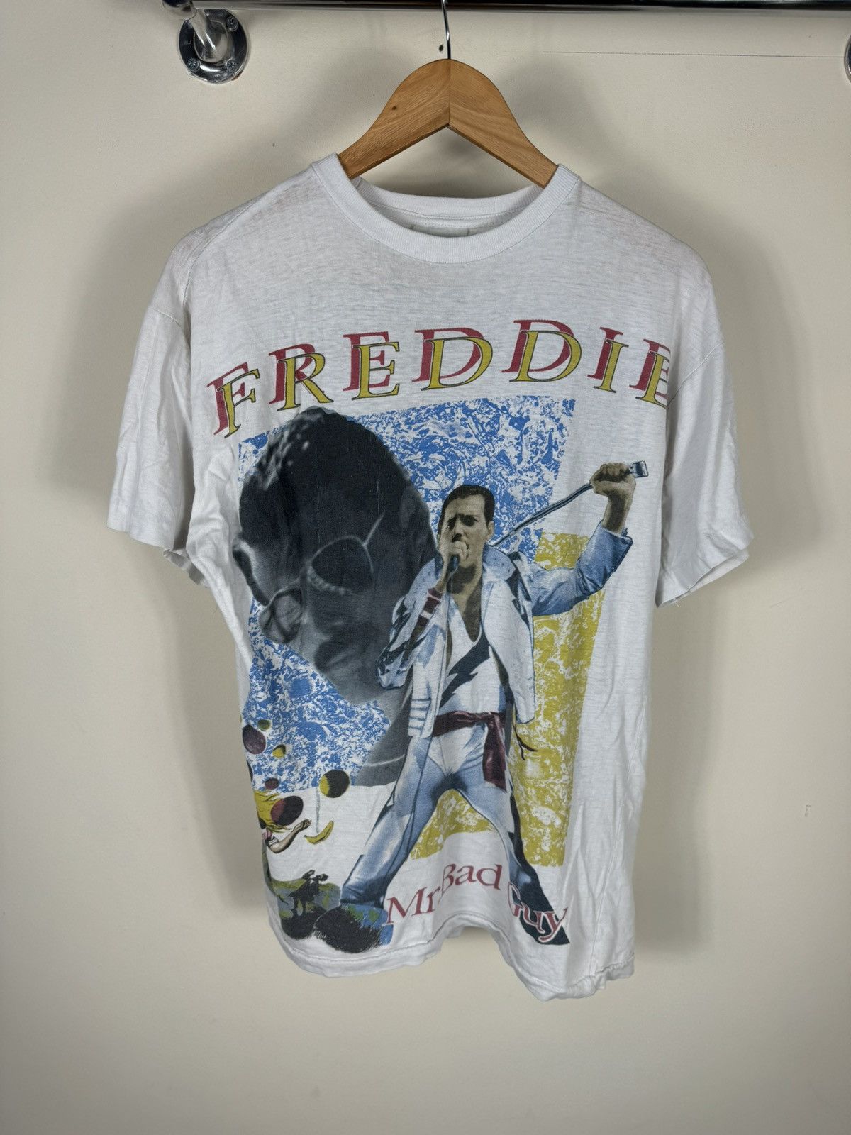 Vintage Vintage RARE 90s Queen Freddie Mr. Bad Guy T-shirt Size US M / EU 48-50 / 2 - 1 Thumbnail