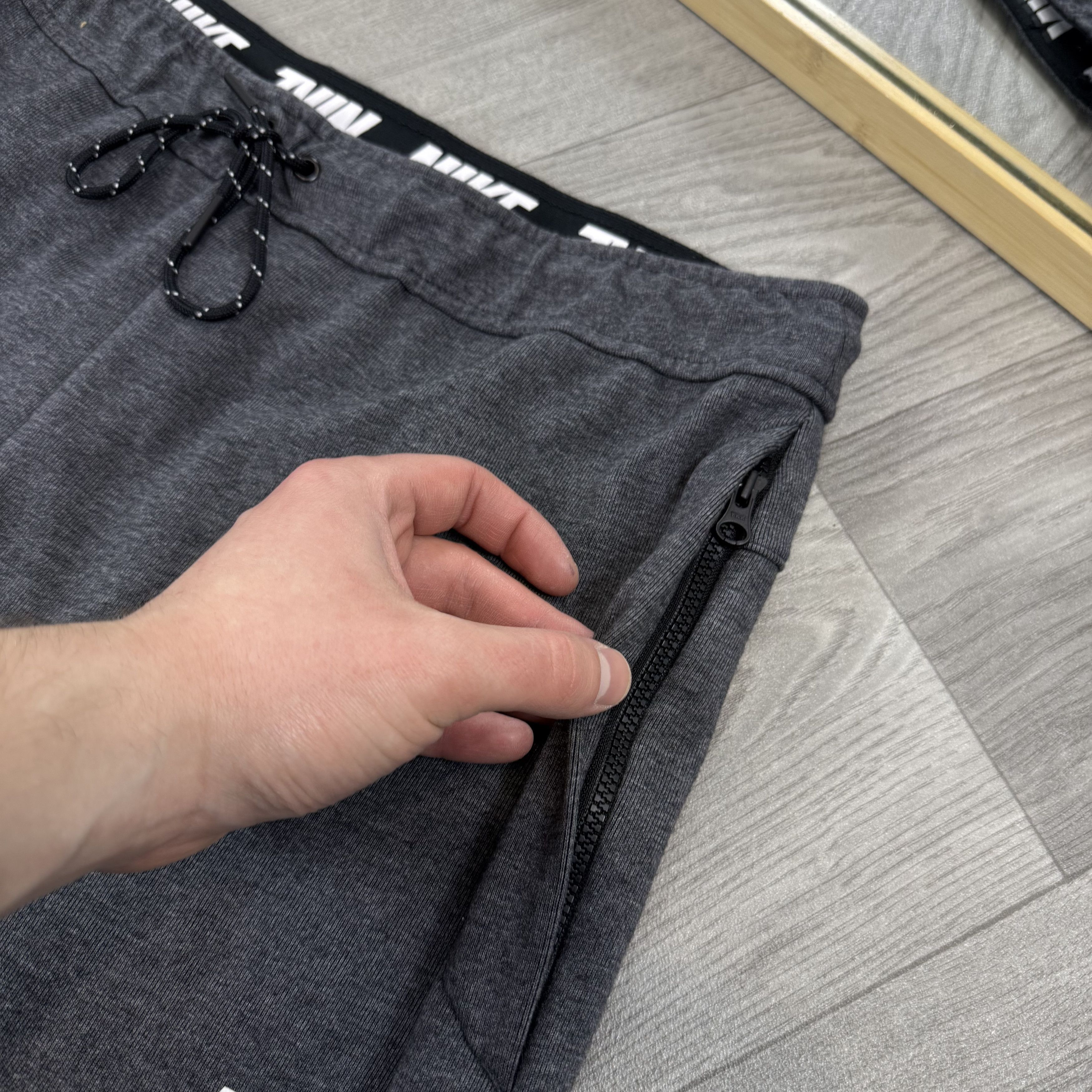 Nike Nike Grey Shorts Size US 30 / EU 46 - 6 Thumbnail