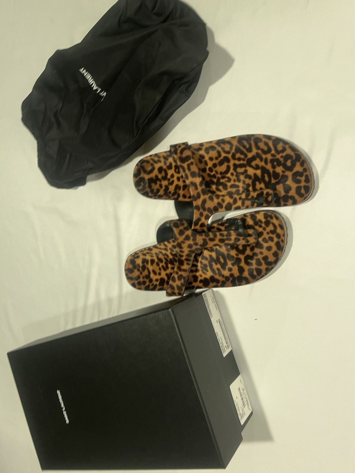 Saint Laurent Paris Saint laurent mens leopard print slides. 44/11 Size US 11 / EU 44 - 1 Thumbnail