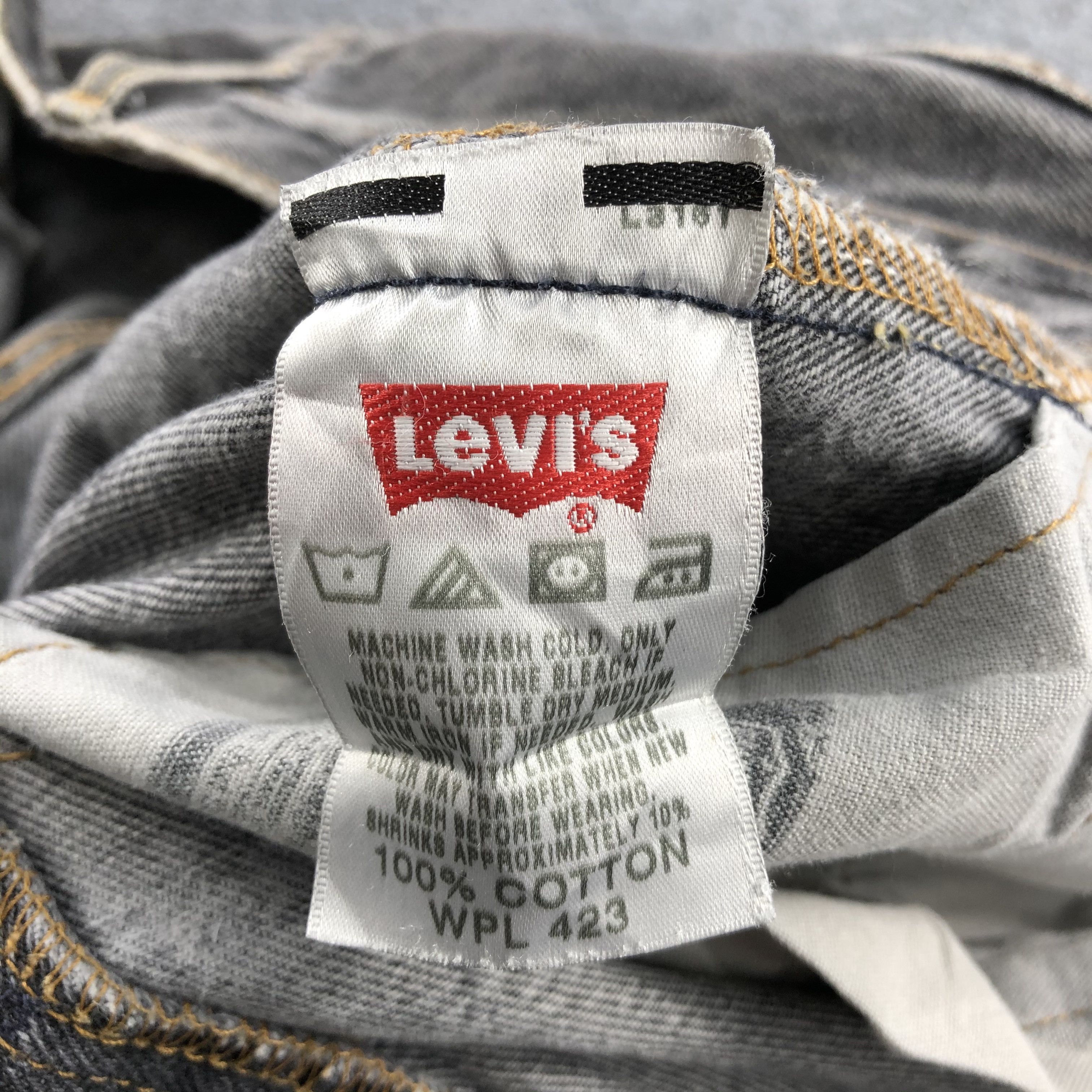 Levi's Vintage Faded Black Levis 501 Jeans-JM1666 Size US 35 - 11 Thumbnail