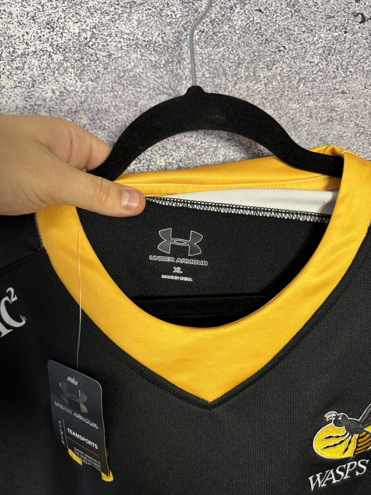 Under Armour Wasps Rugby Shirt XL Home 2015/16 Under Armour Jersey Size US XL / EU 56 / 4 - 9 Thumbnail