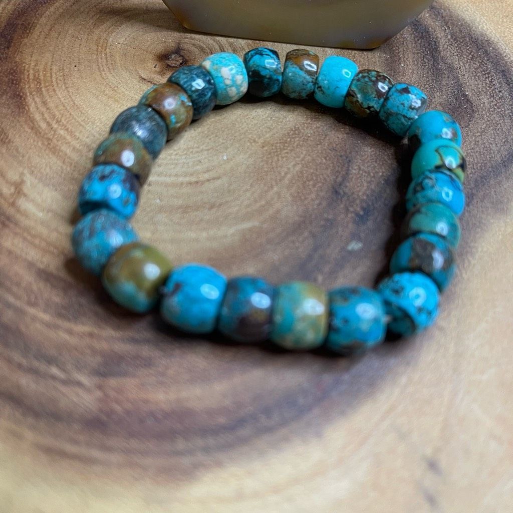 Other Turquoise beaded stretch bracelet ONE NEW reiki meditation crystal healing 9mm barrel beads Size ONE SIZE - 6 Thumbnail
