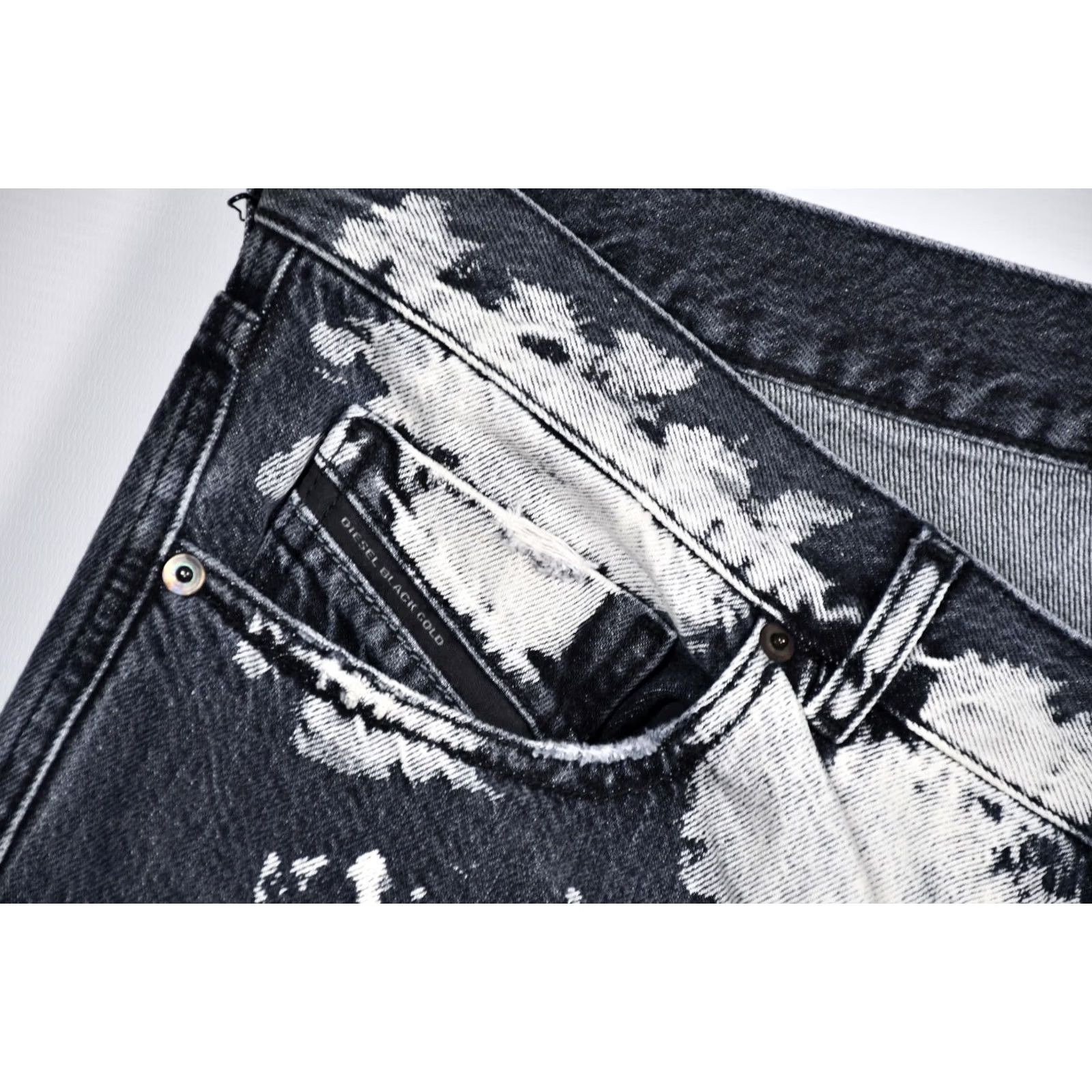 Diesel Diesel Black Gold TYPE-2813 Jeans Mens W36 Black 100% Cotton Straight Regular Size 36 Denim Italy Brand Diesel jeans Size US 36 / EU 52 - 6 Thumbnail