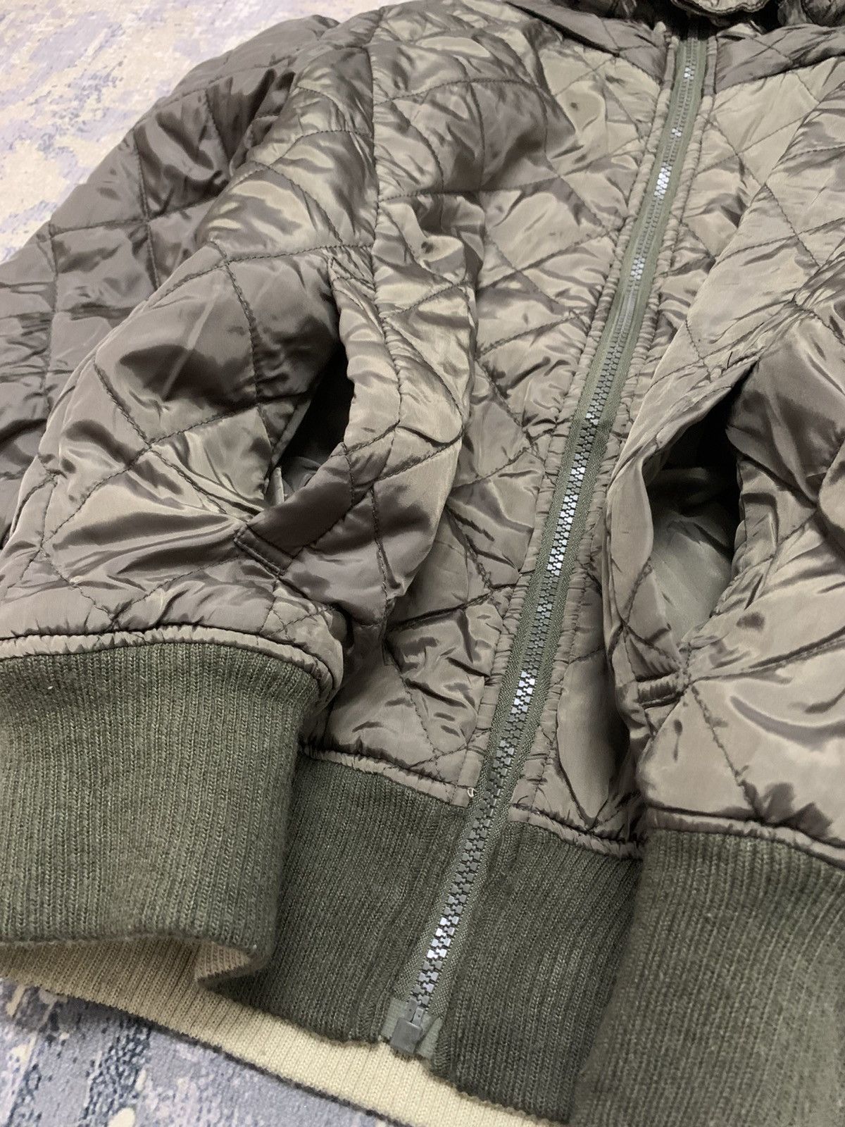 Japanese Brand Vintage Y2K Quilted Bomber Jacket Faux Fur Hood Gimmick Size US S / EU 44-46 / 1 - 5 Thumbnail