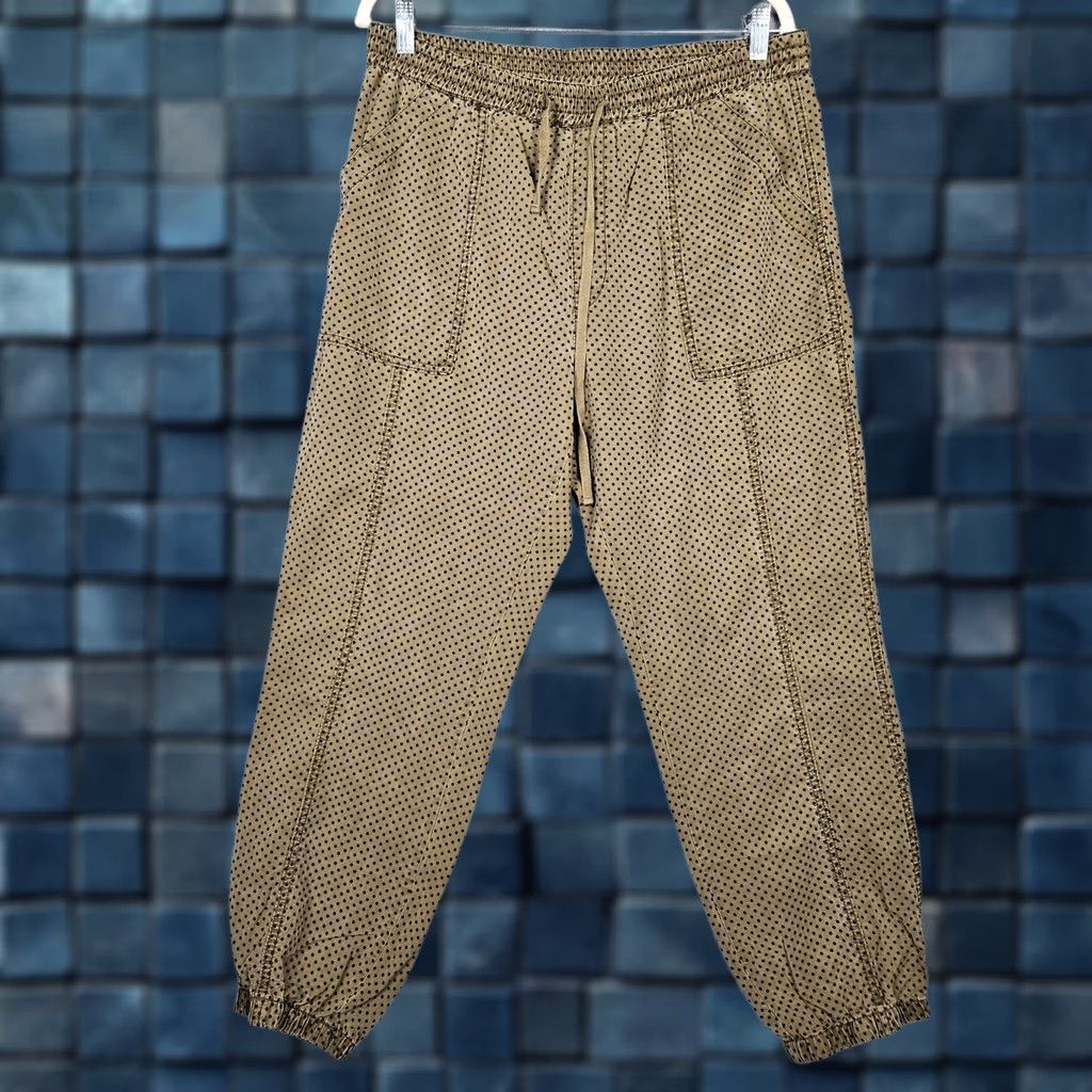 Anthropologie By Anthropologie Polka dot Army Green Jogger Pants L Women Regular Lyocell Green Polka Dot Jogger Casual Fall Spring Summer Winter Size 36" / US 14 / IT 50 - 1 Thumbnail