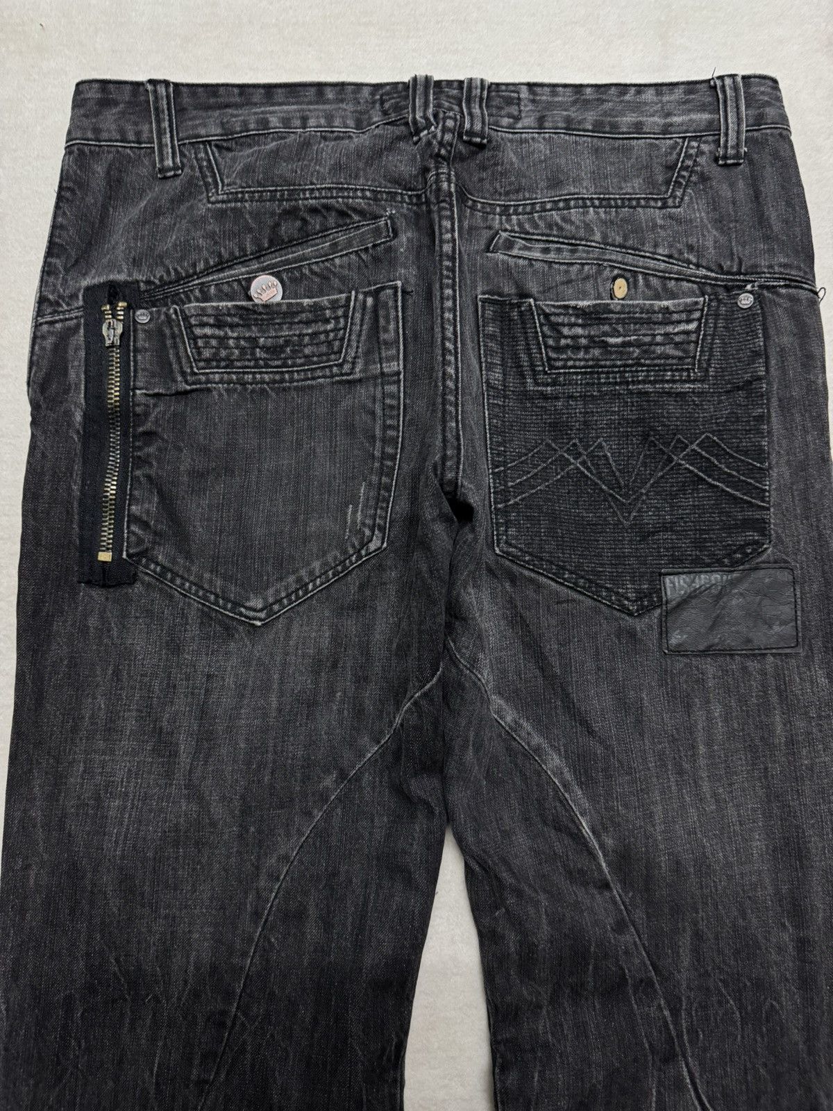 Tornado Mart VINTAGE 2000s JAPANESE FISHBONE BLACK MULTI-POCKET RARE Size US 35 - 12 Thumbnail
