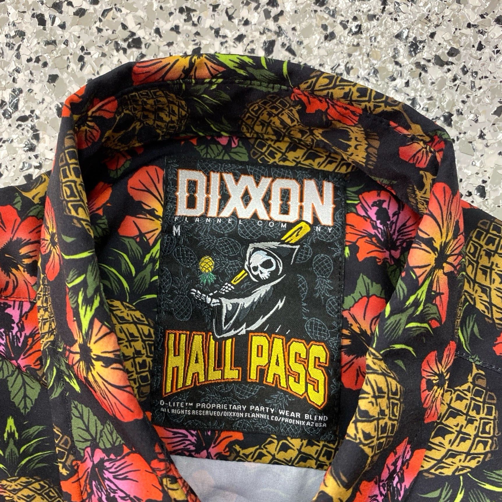Vintage Dixxon Flannel Company Shirt Women Medium Black Red Floral Skull Hall Pass Size M / US 6-8 / IT 42-44 - 2 Thumbnail