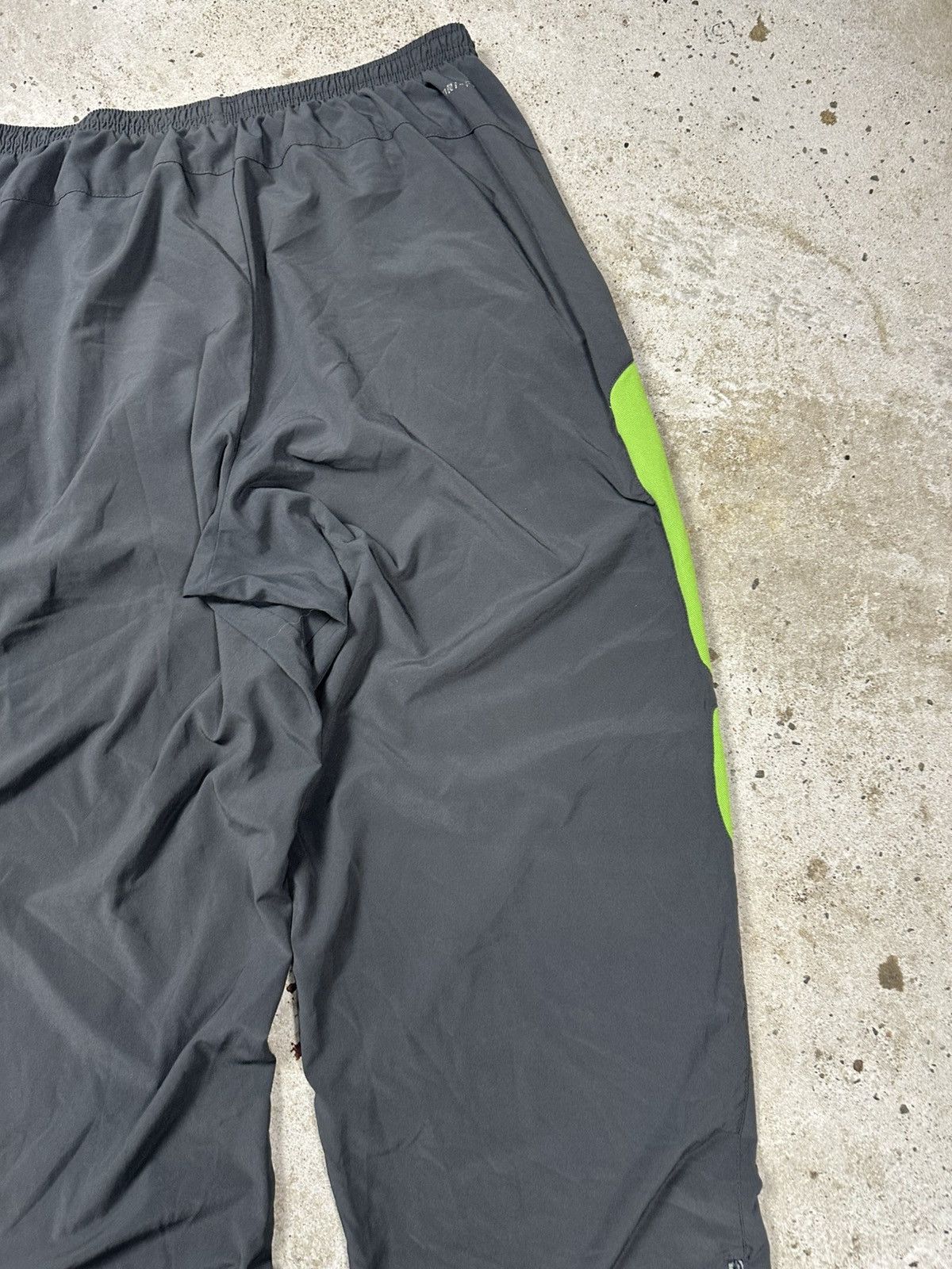 Nike × Vintage Vintage Y2K Nike Baggy Grey Track Pants Swoosh Rare Size US 34 / EU 50 - 12 Thumbnail